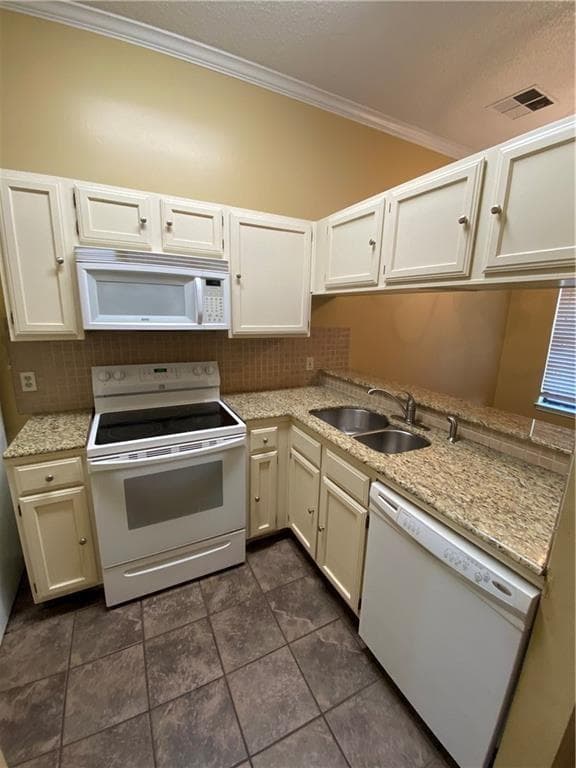 2802  Nueces St  #311