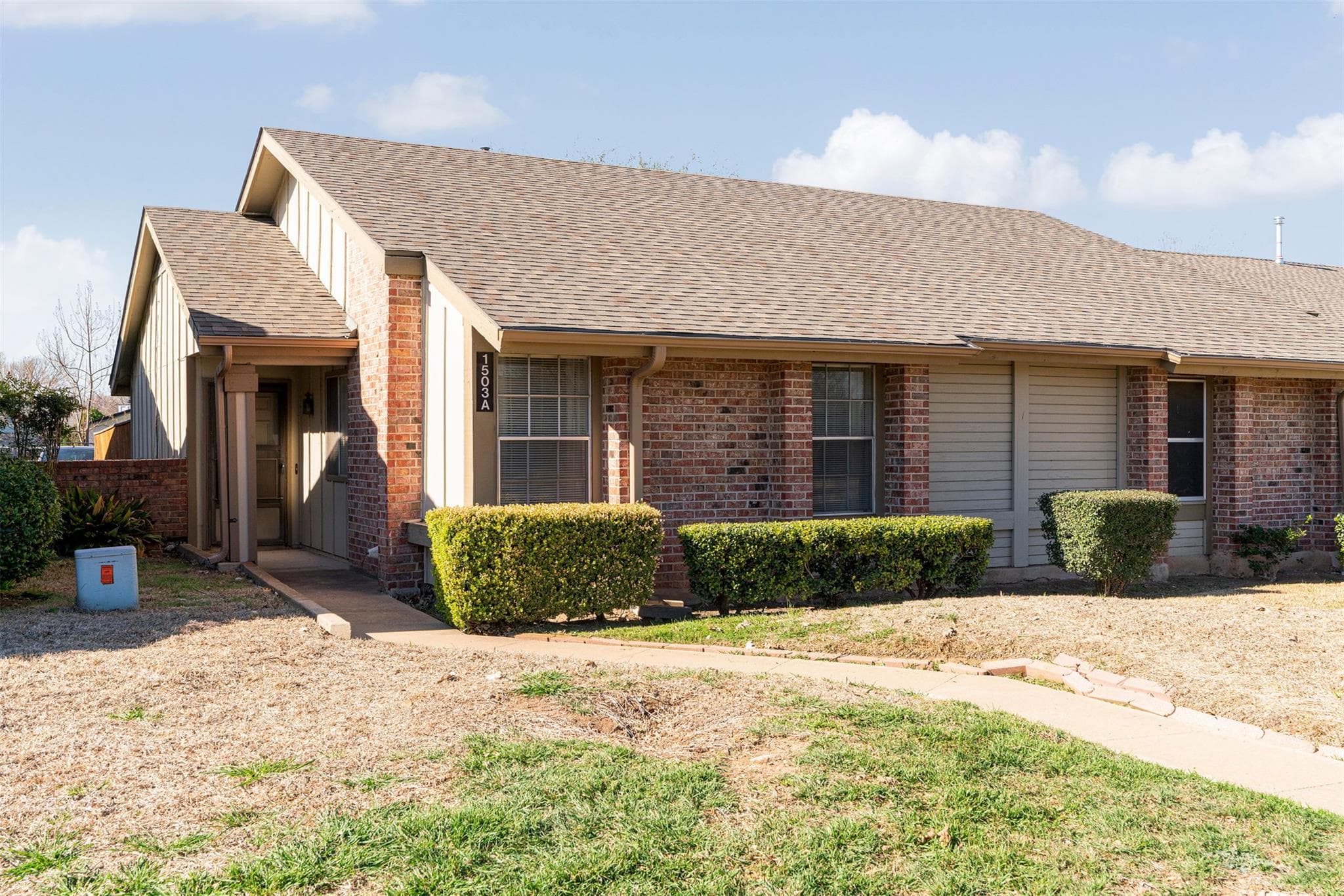 1503 W Braker Ln  #A