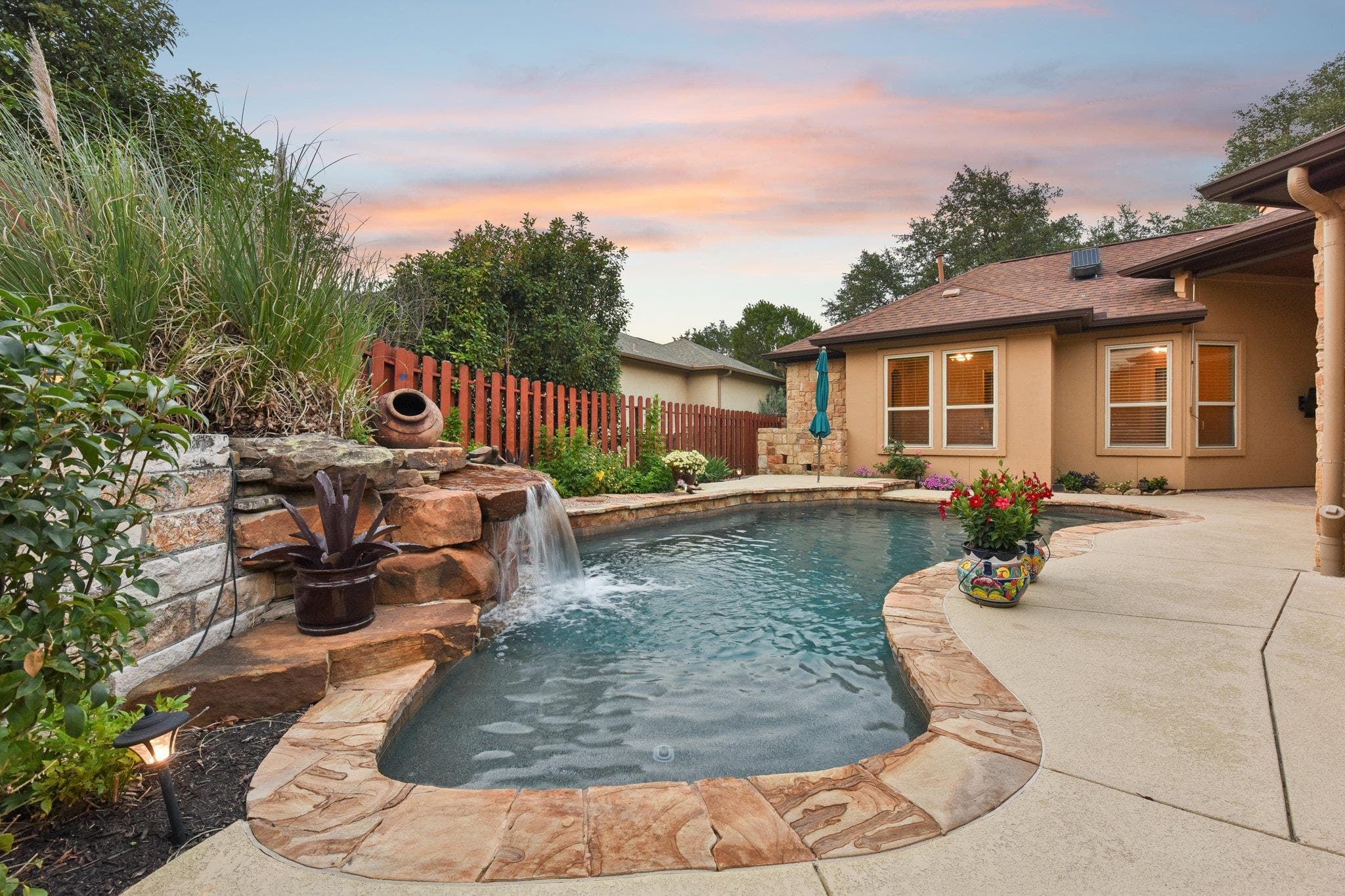 101  Indian Bend Dr