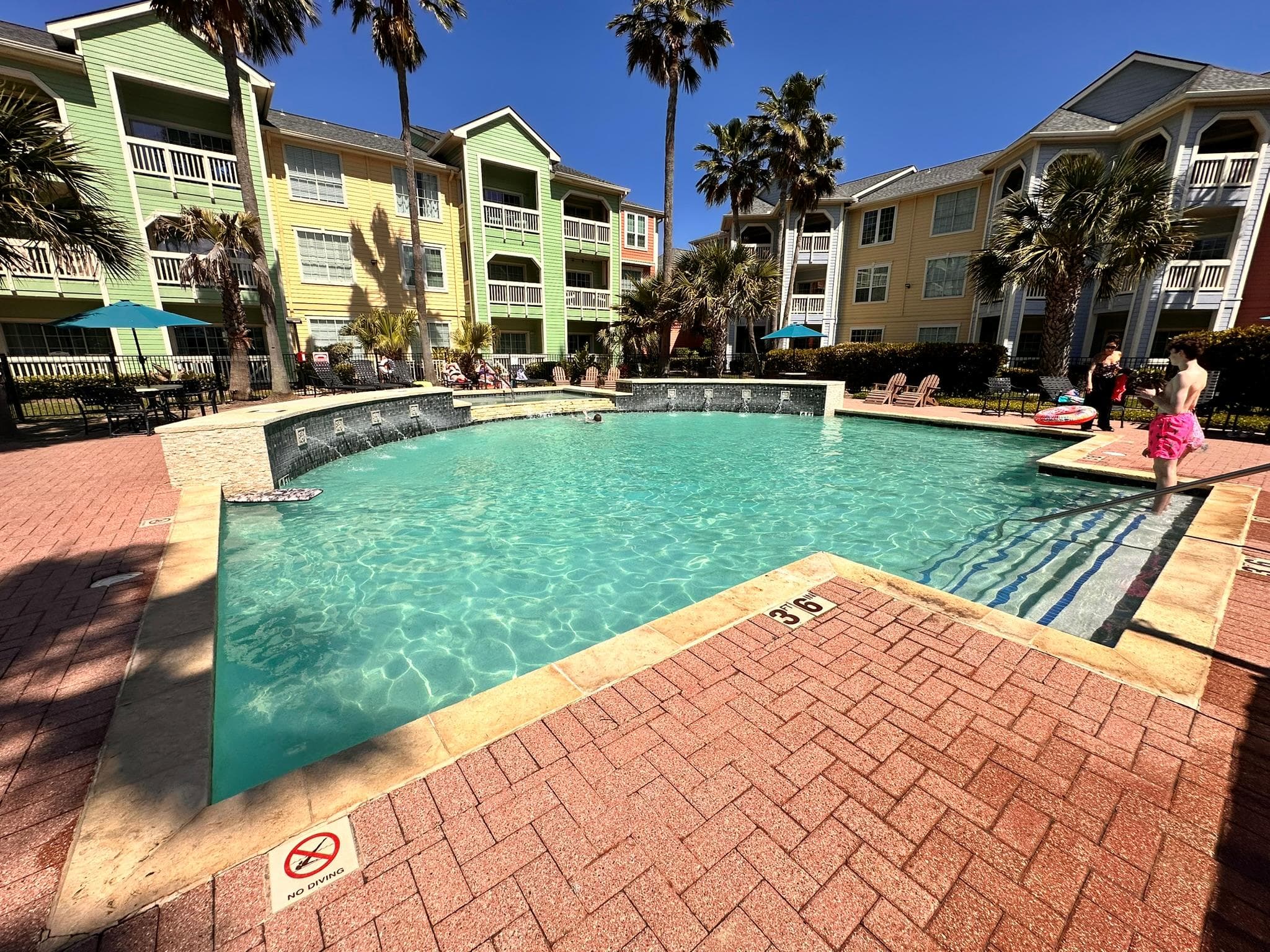 7000 Seawall Blvd #125