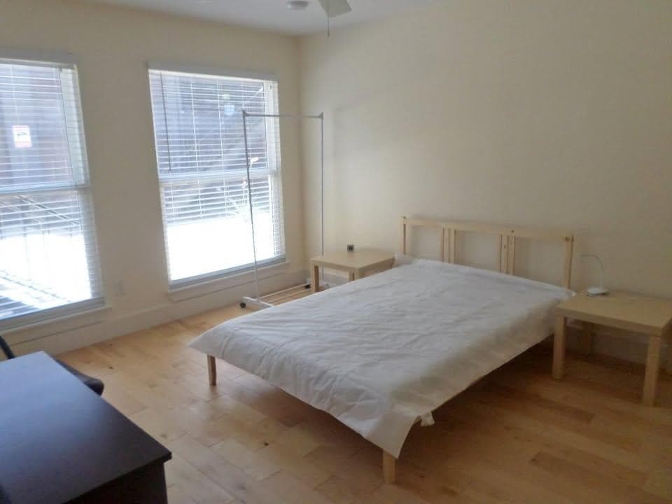 909  Reinli St  #136