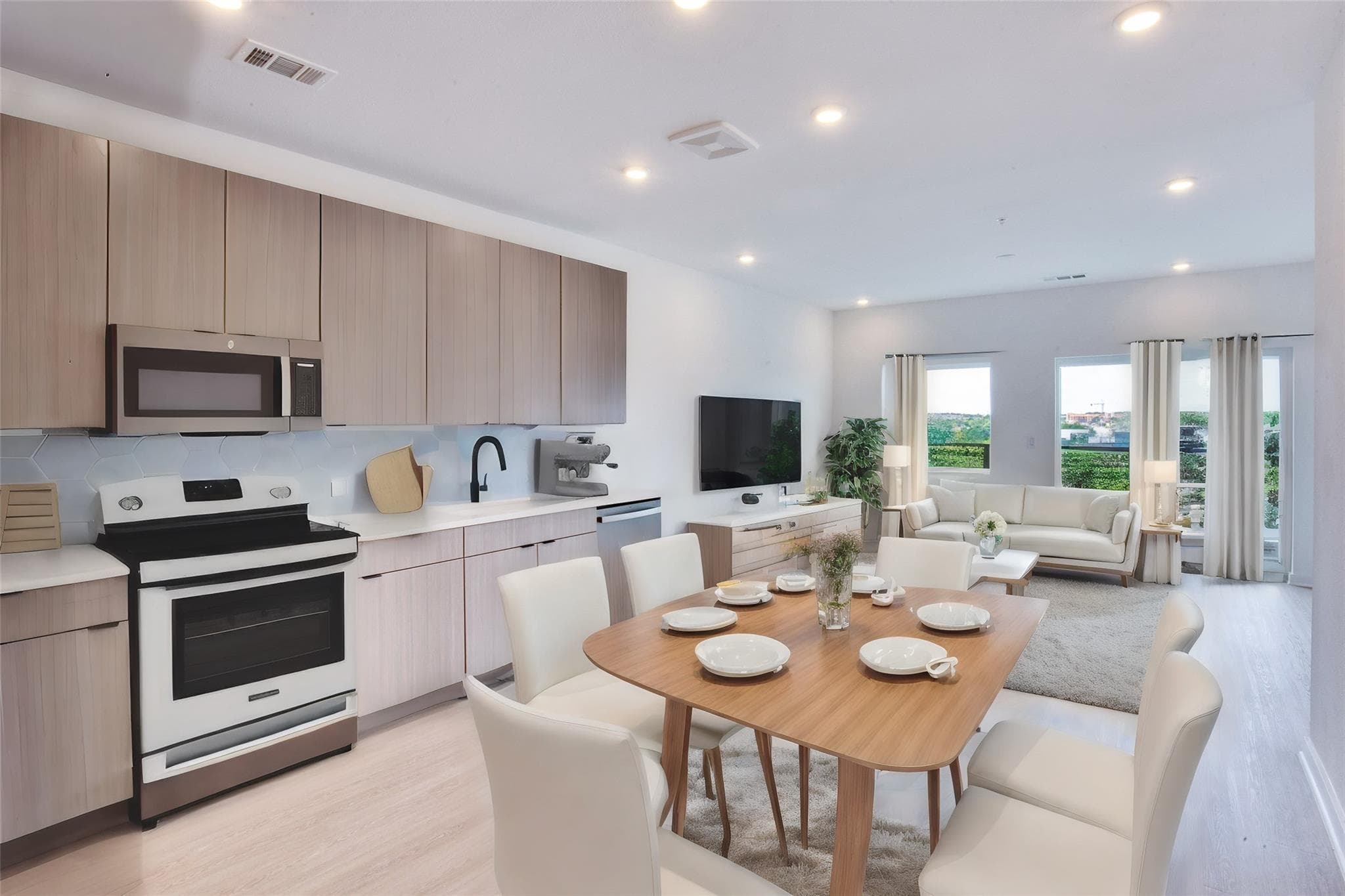4802 S Congress Ave  #407