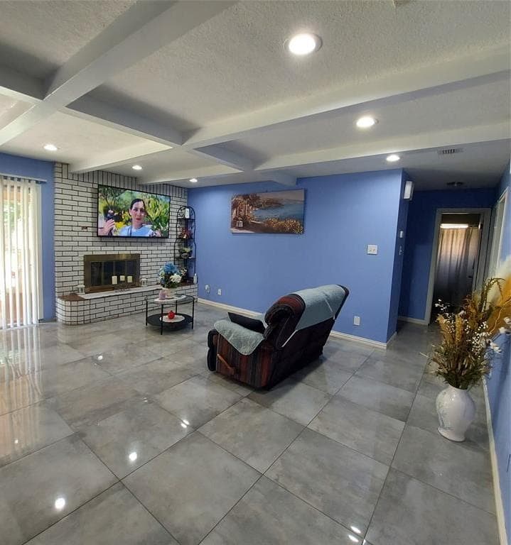 2303  Dover Rd
