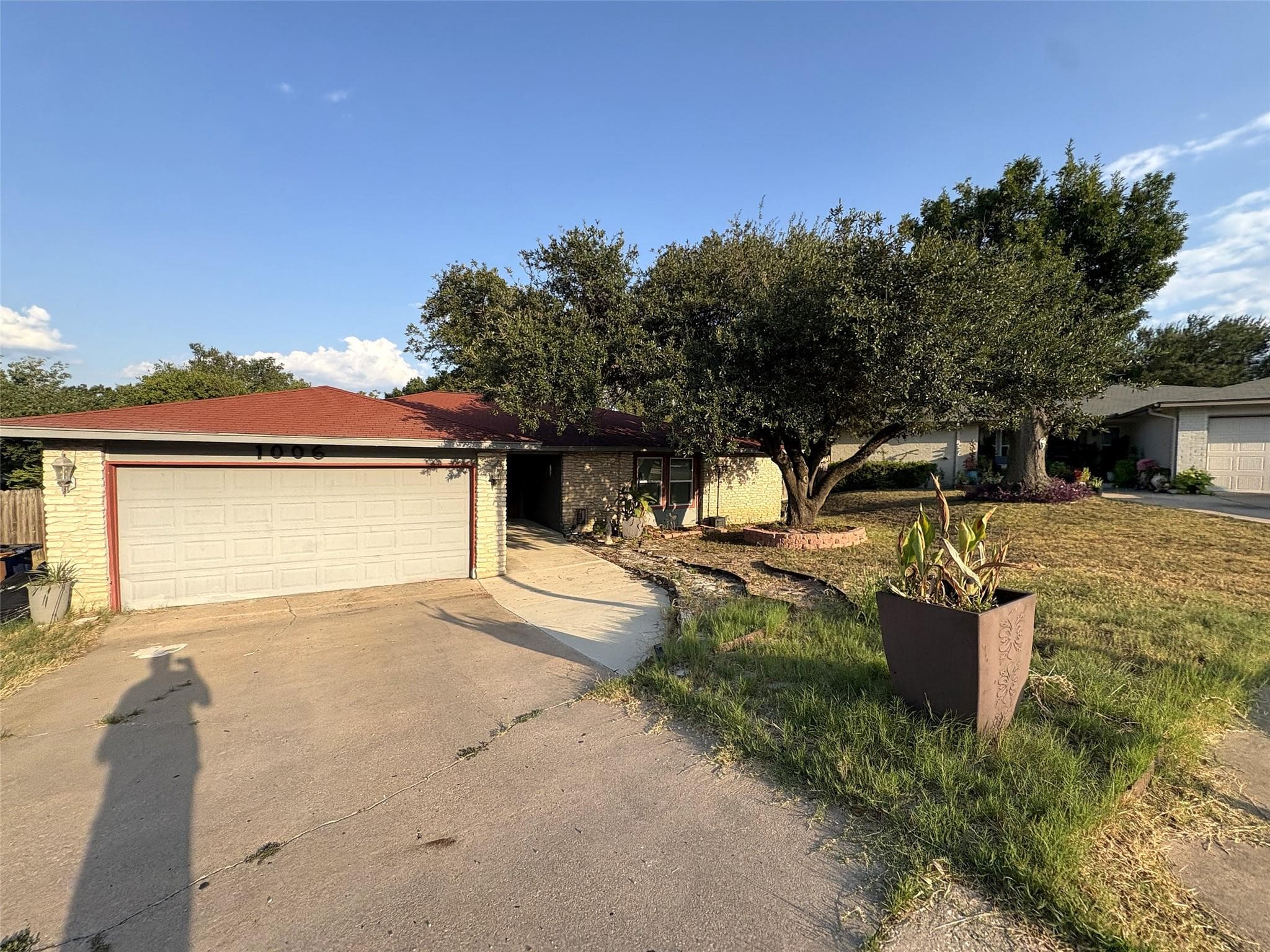 1006  Wisteria Cir