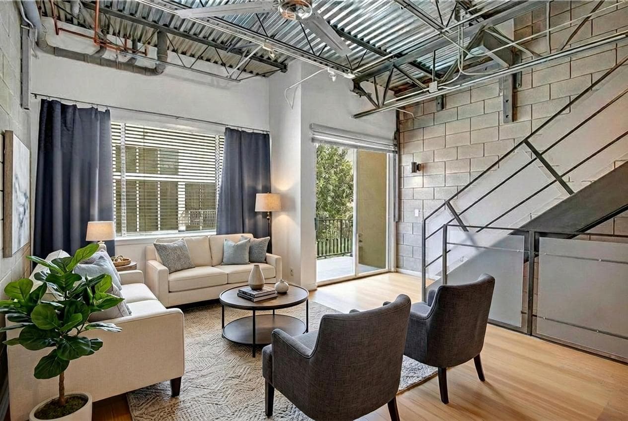 4801 S Congress Ave  #B2