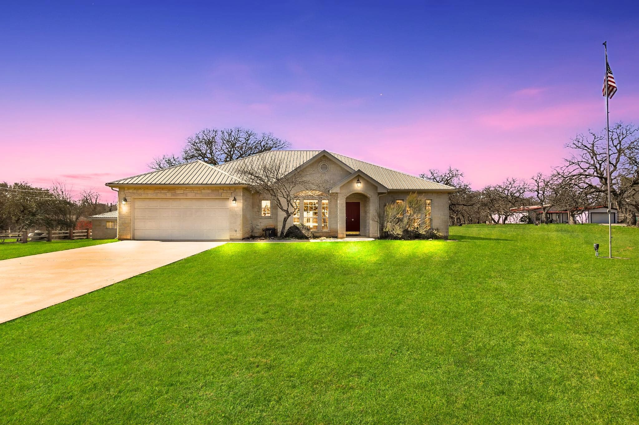 416  Highland Dr