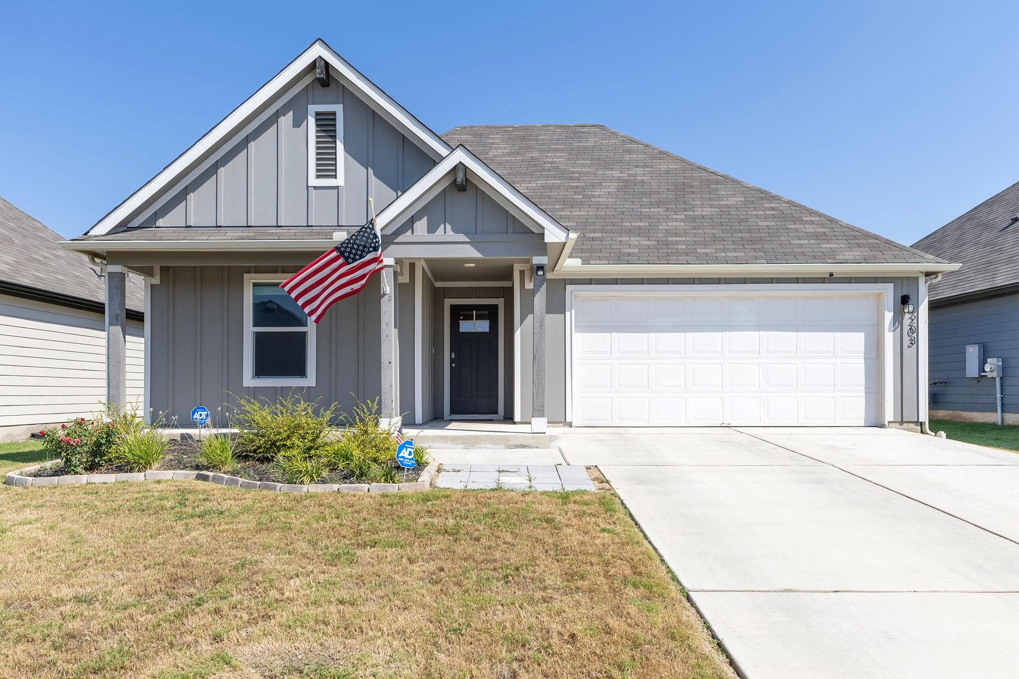 203  Mulberry Creek Ln