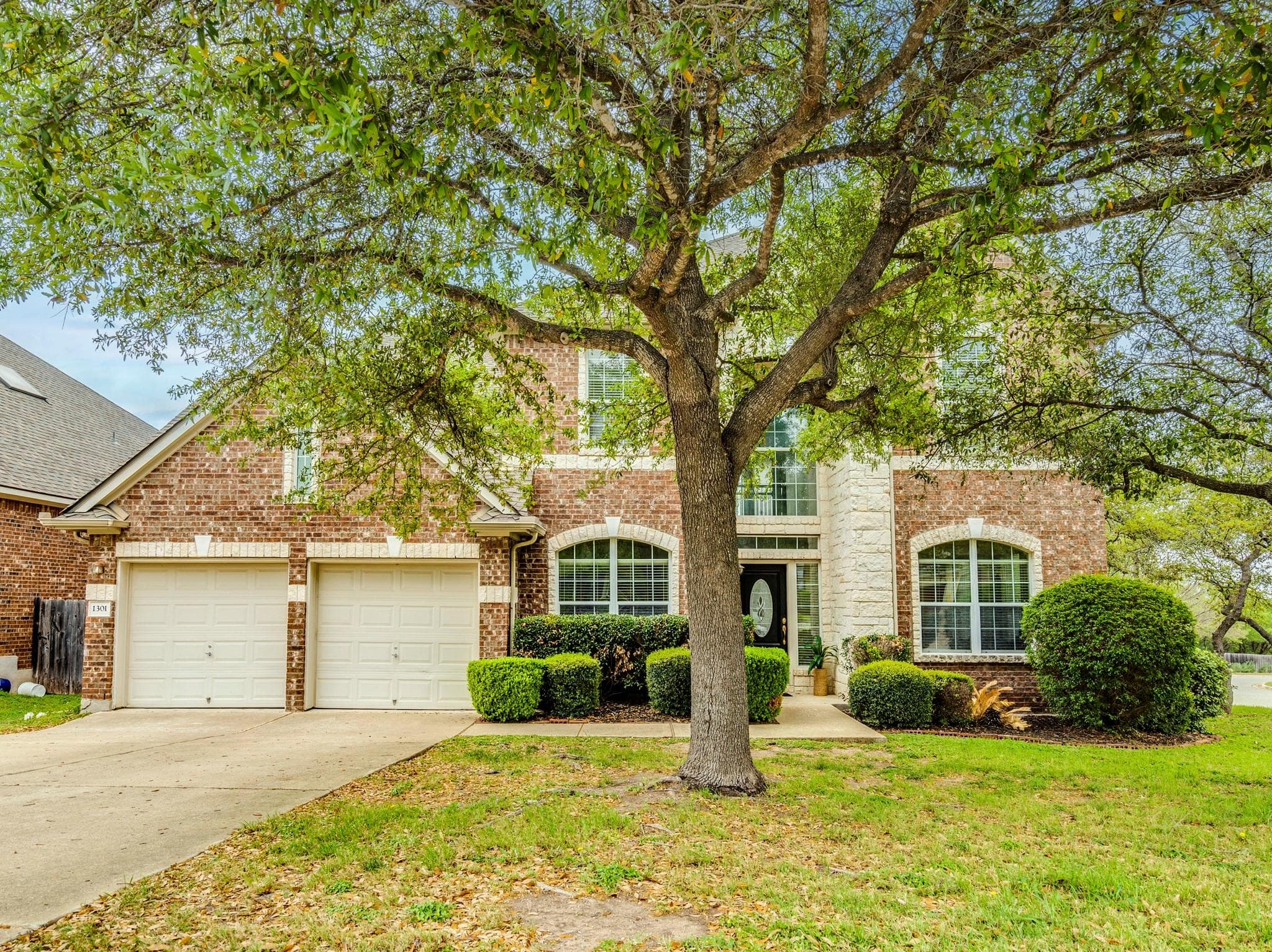 1301  Horseback Holw