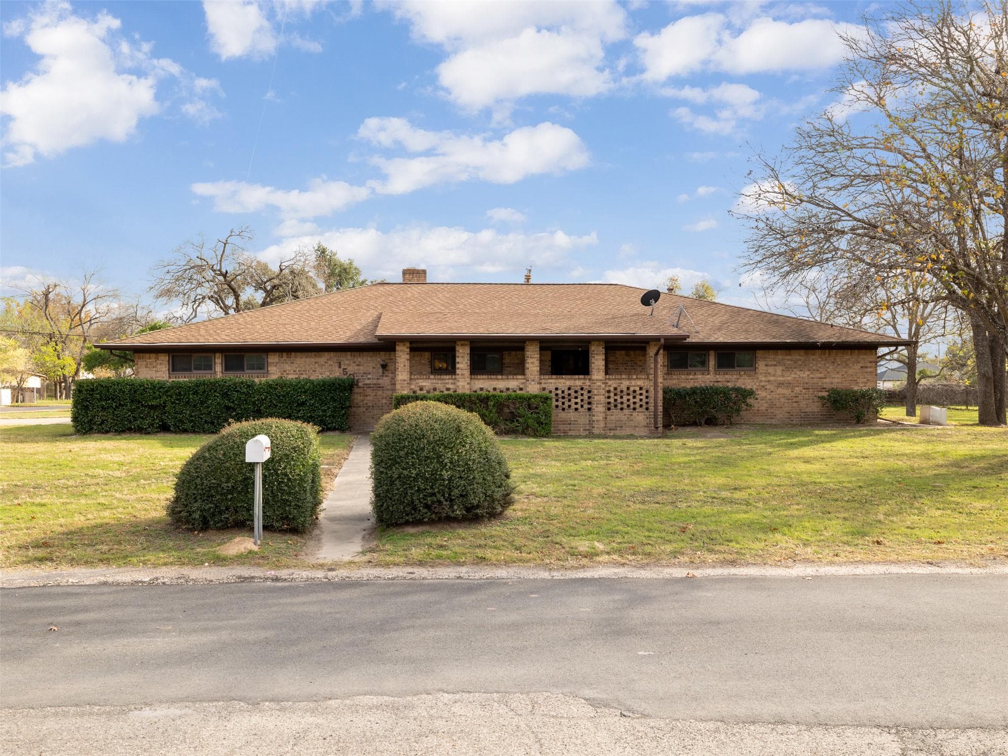 1501  Okelley Rd