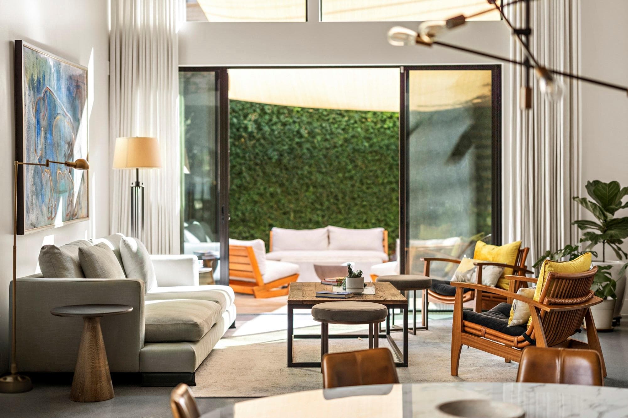 2411  Euclid Ave  #A