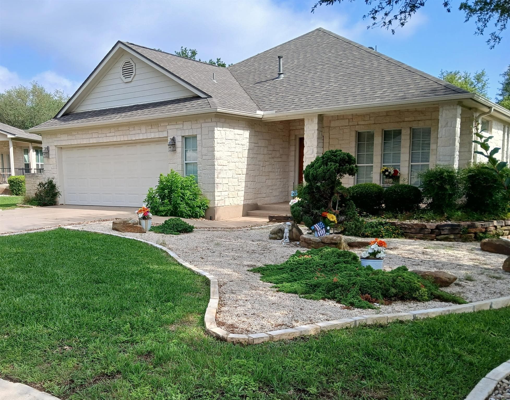 416  Brazos Dr