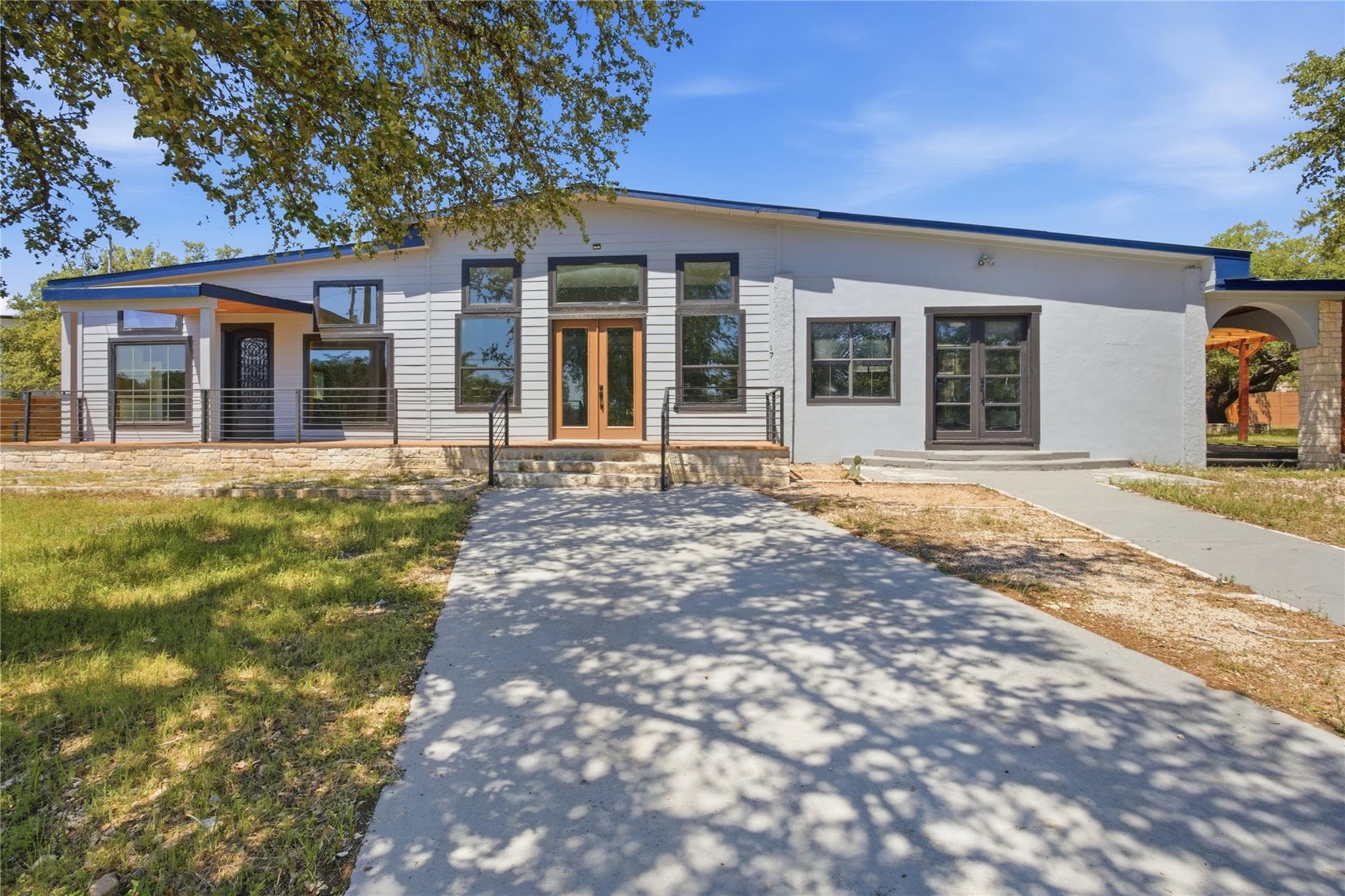17621  Stacey Ln