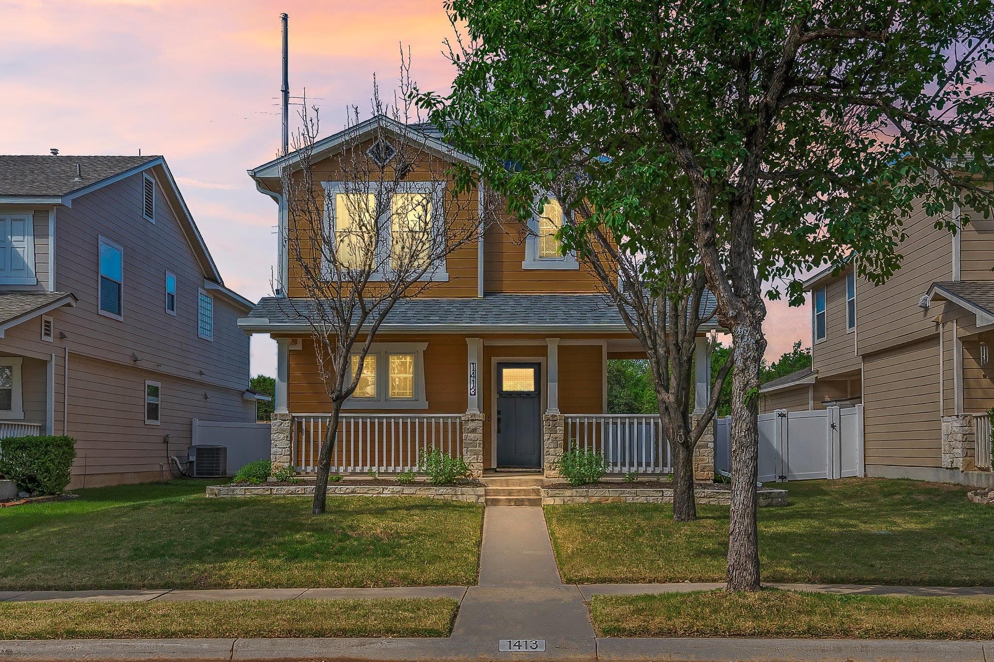 1413  Davis Mountain Loop