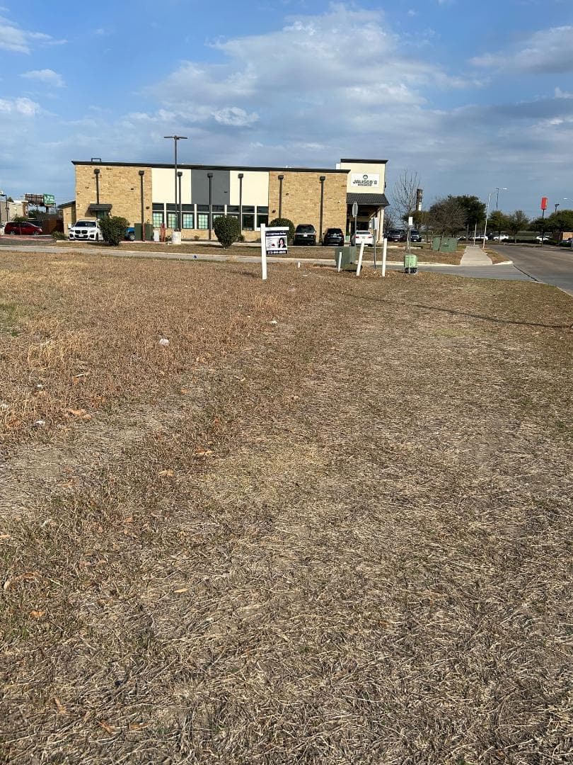 290  Old San Antonio Rd