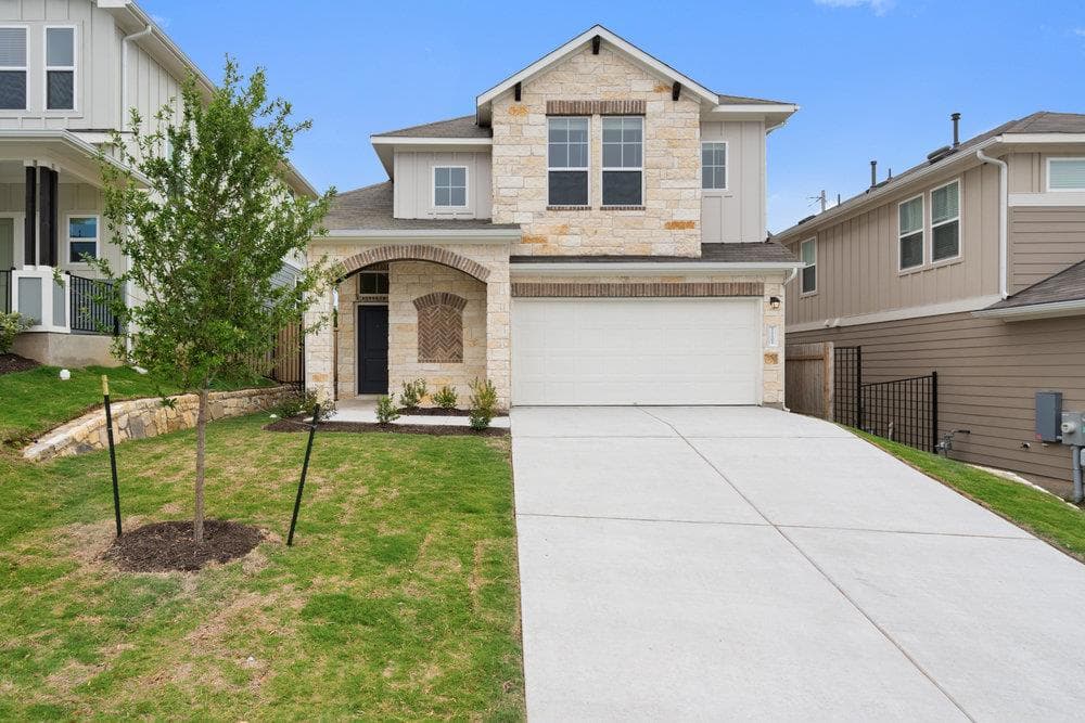 1504  Corsac Way