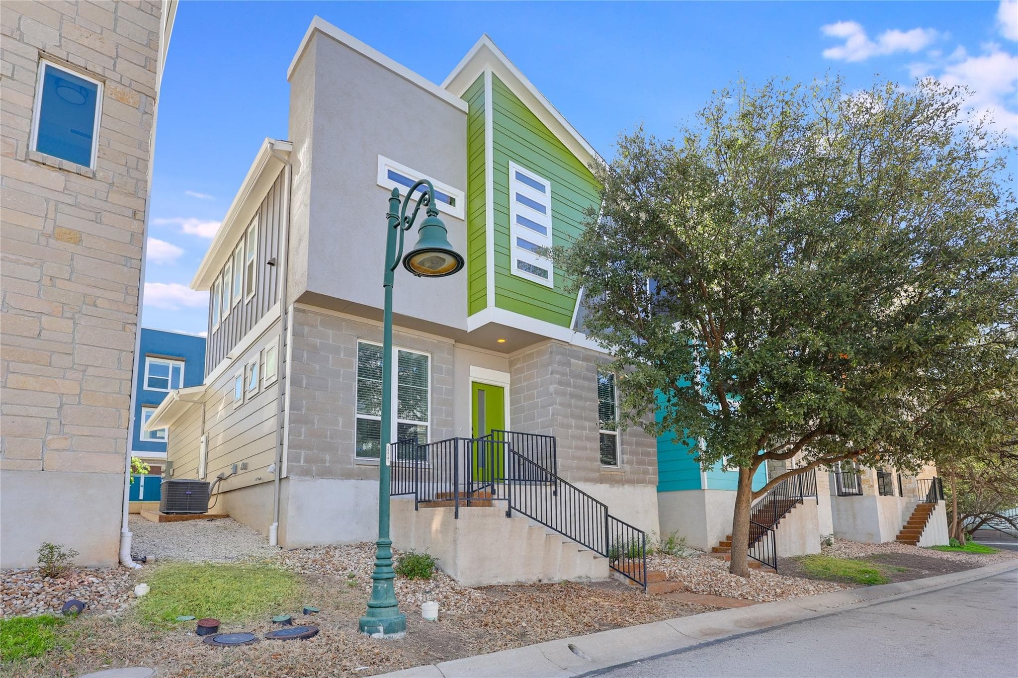 2009  Sager Dr  #270C