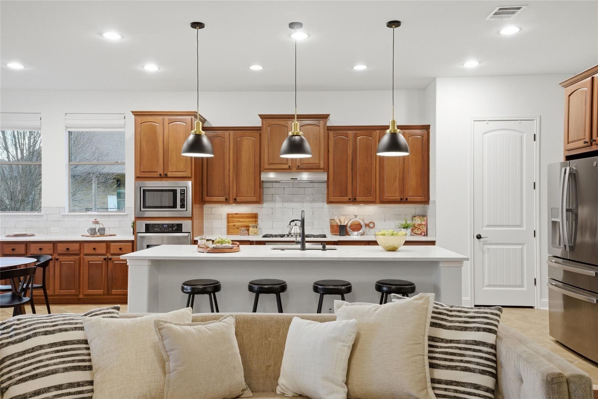 105 Edinburgh Isle Ct