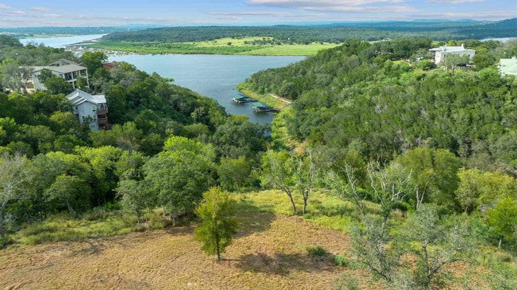 100 & 200  Contrails Way