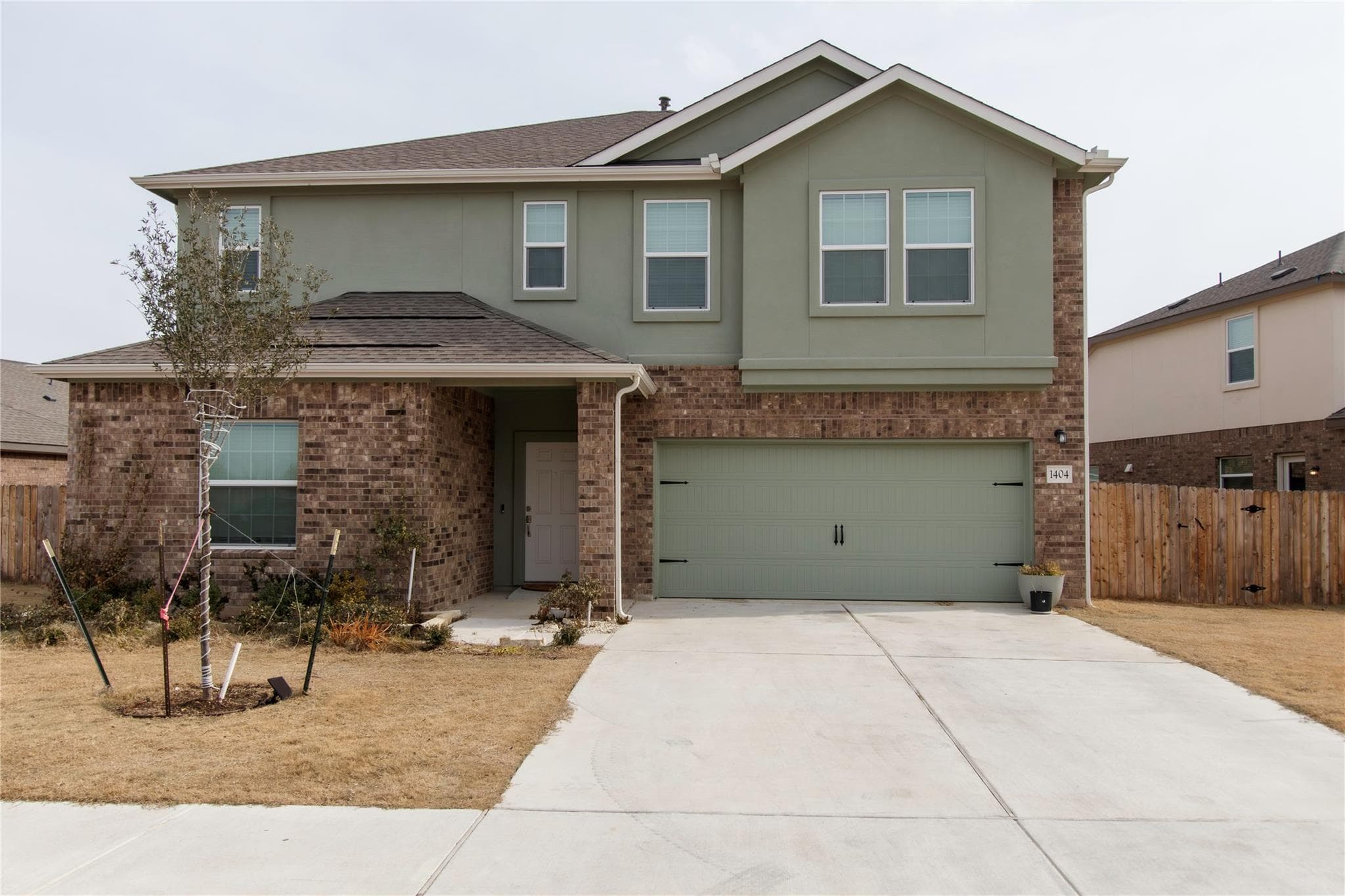 1404 Aquilla Dr