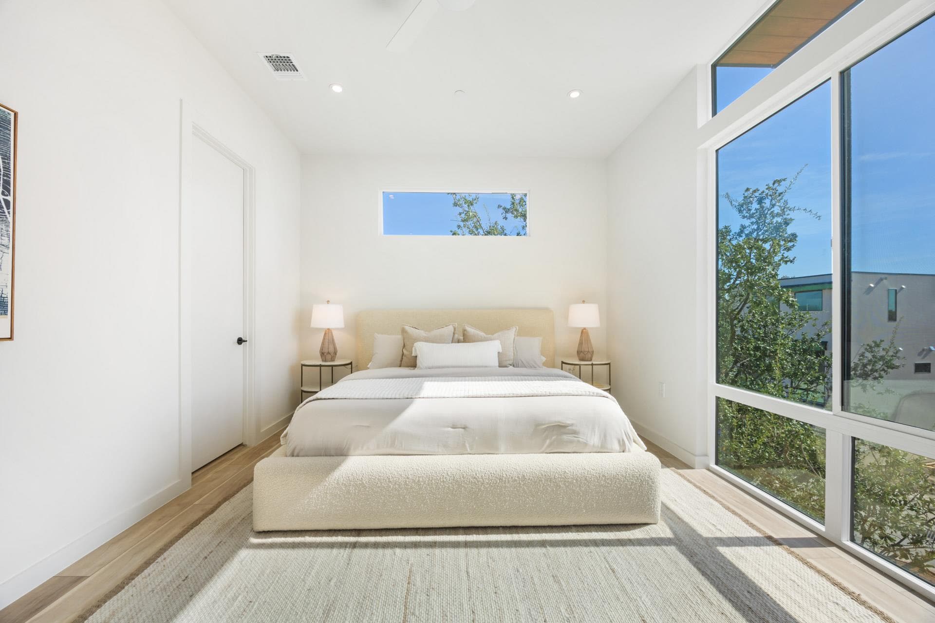 10828  Desert Trl  #1040