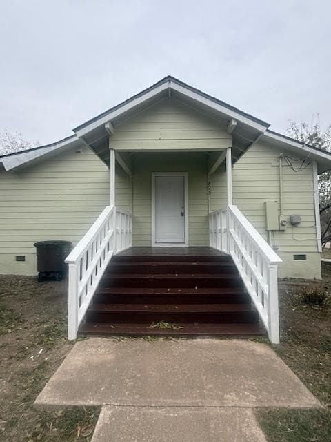 823  Monterrey St