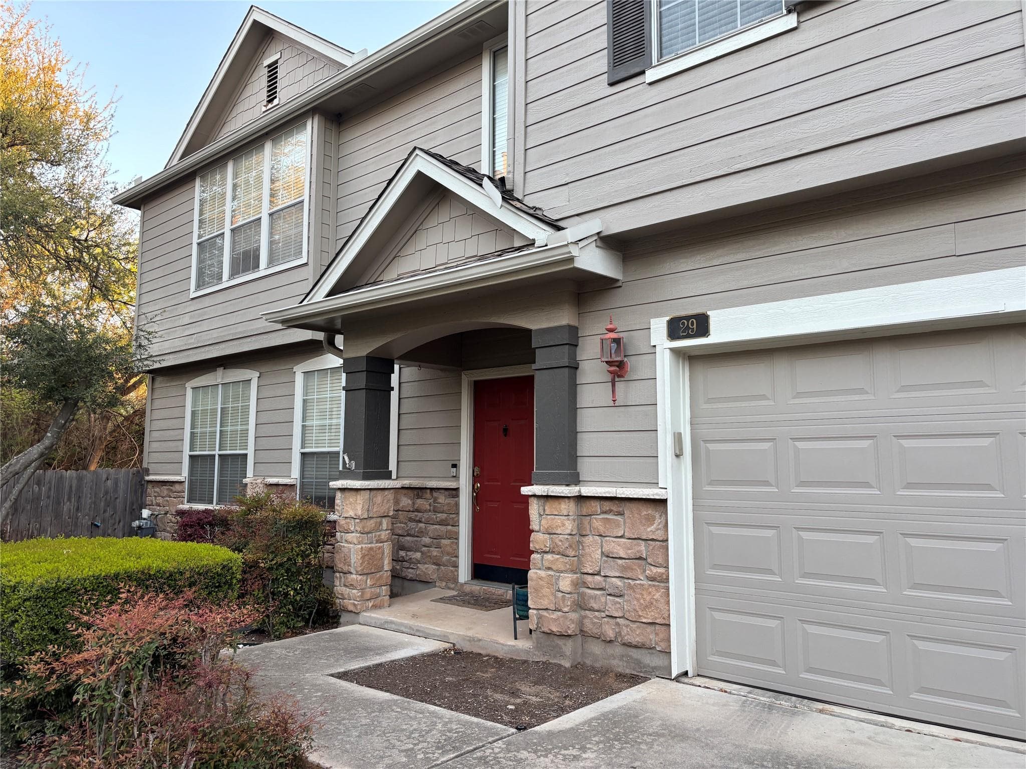 8518 W Cahill Dr  #29