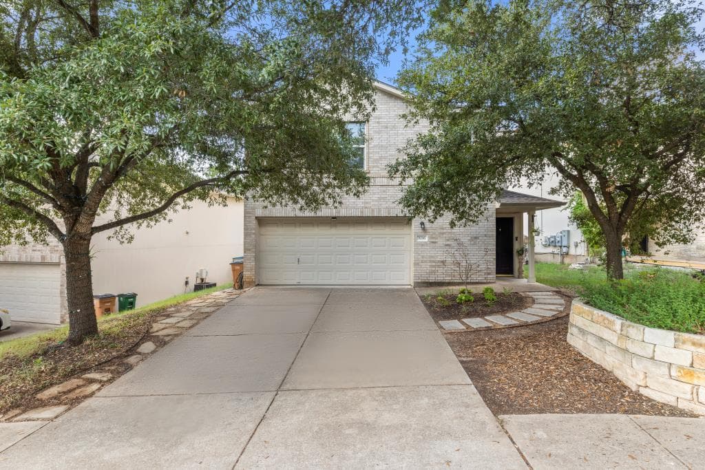 8716  Davis Oaks Trl
