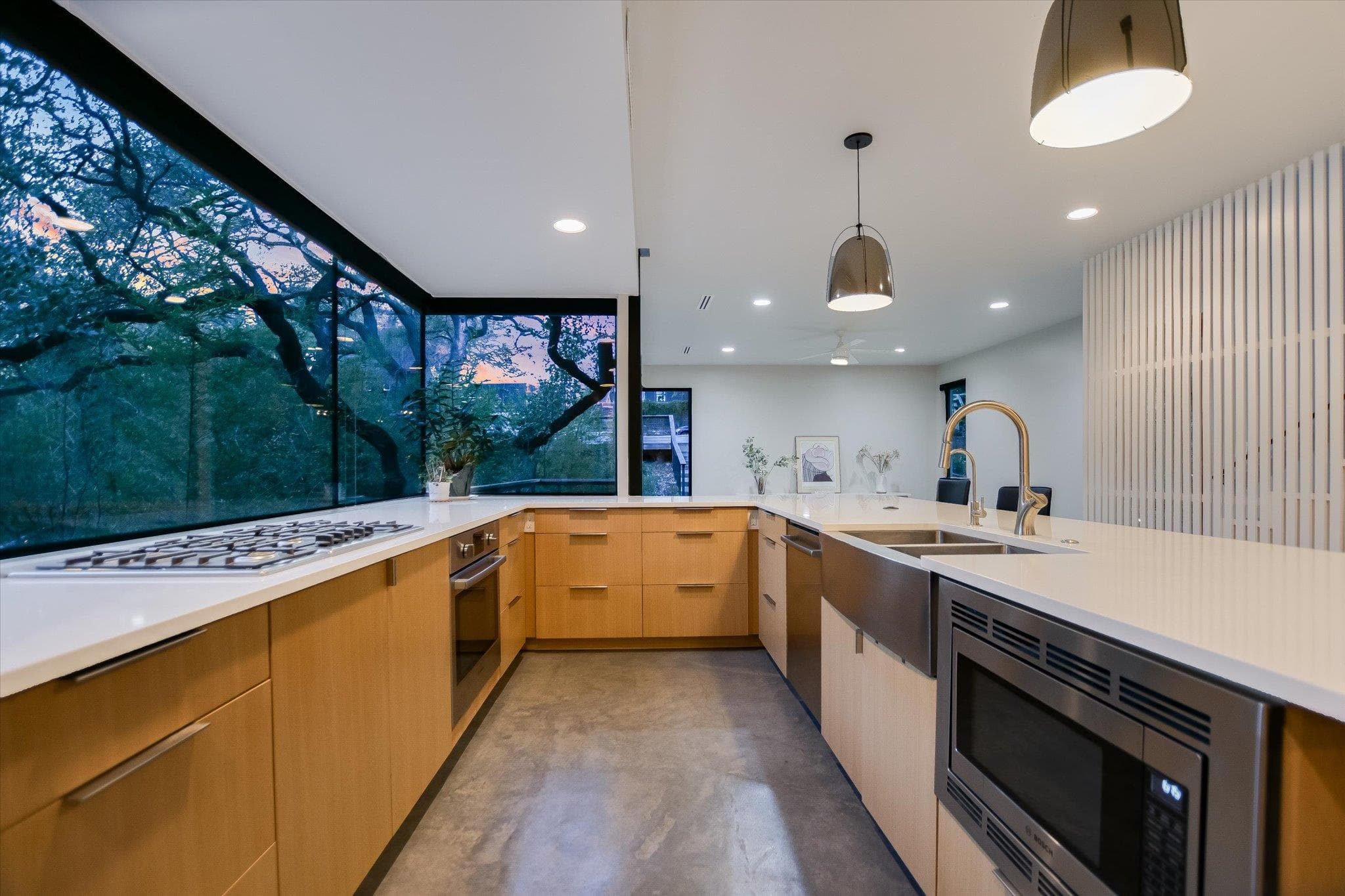 1325  Bonham Ter  #A