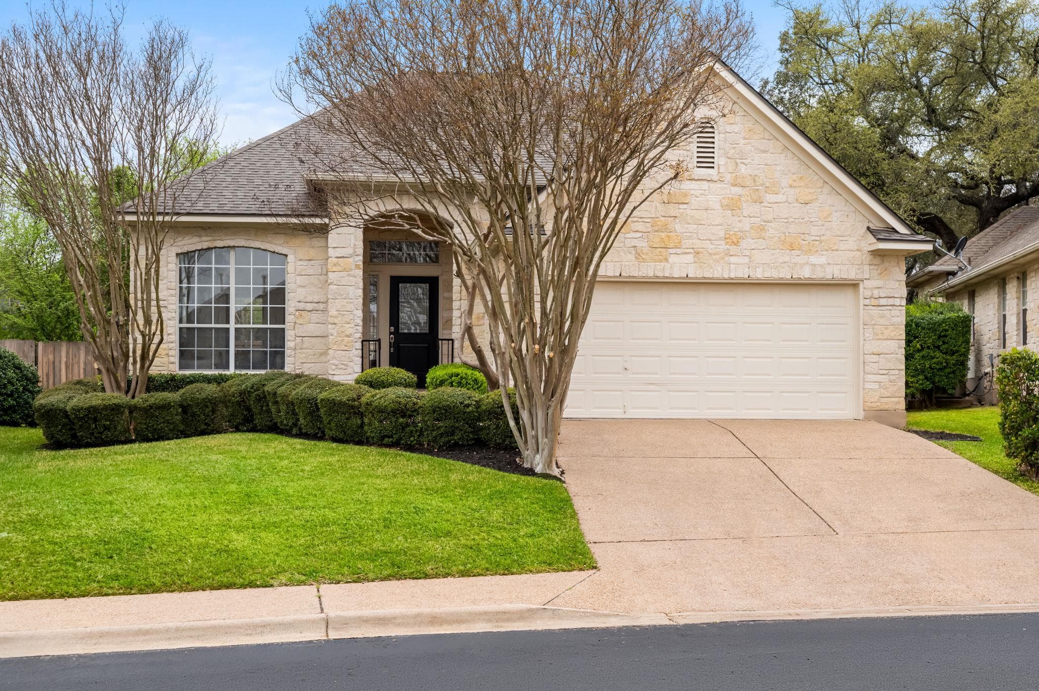 4015  Sable Oaks Dr