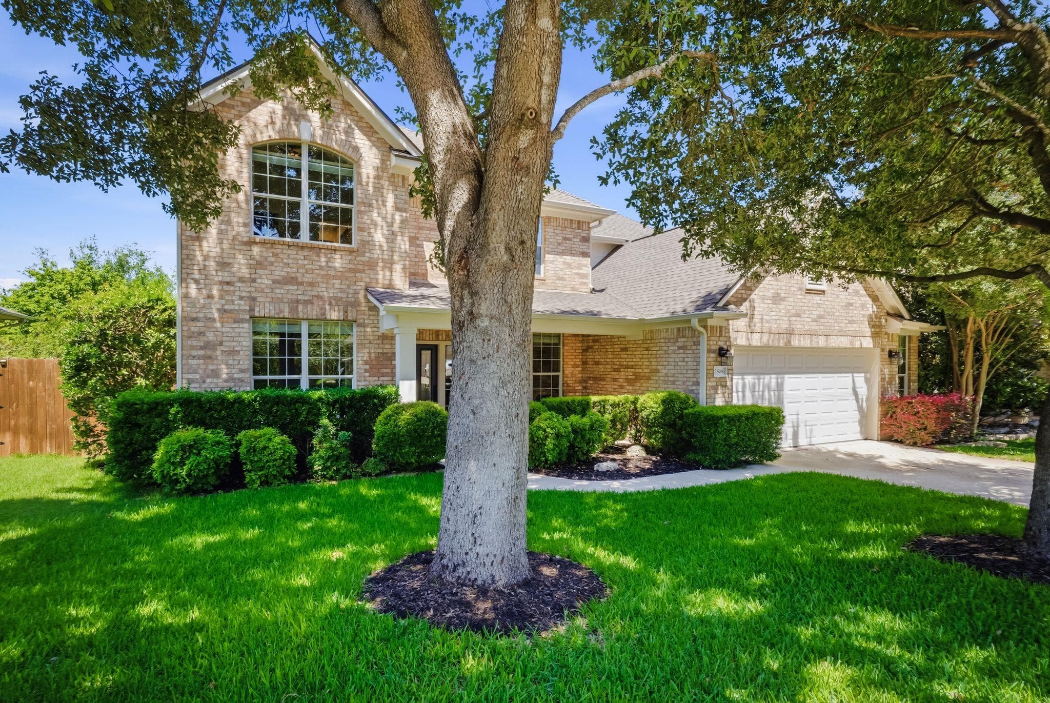 2508  Lipizzan Dr