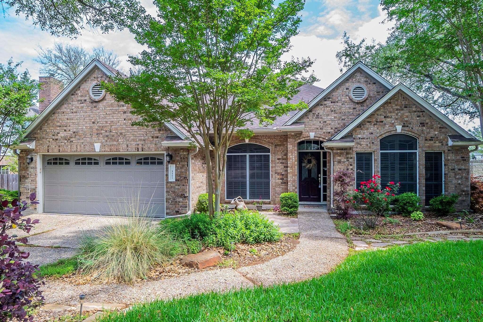 5201  Kite Tail Dr