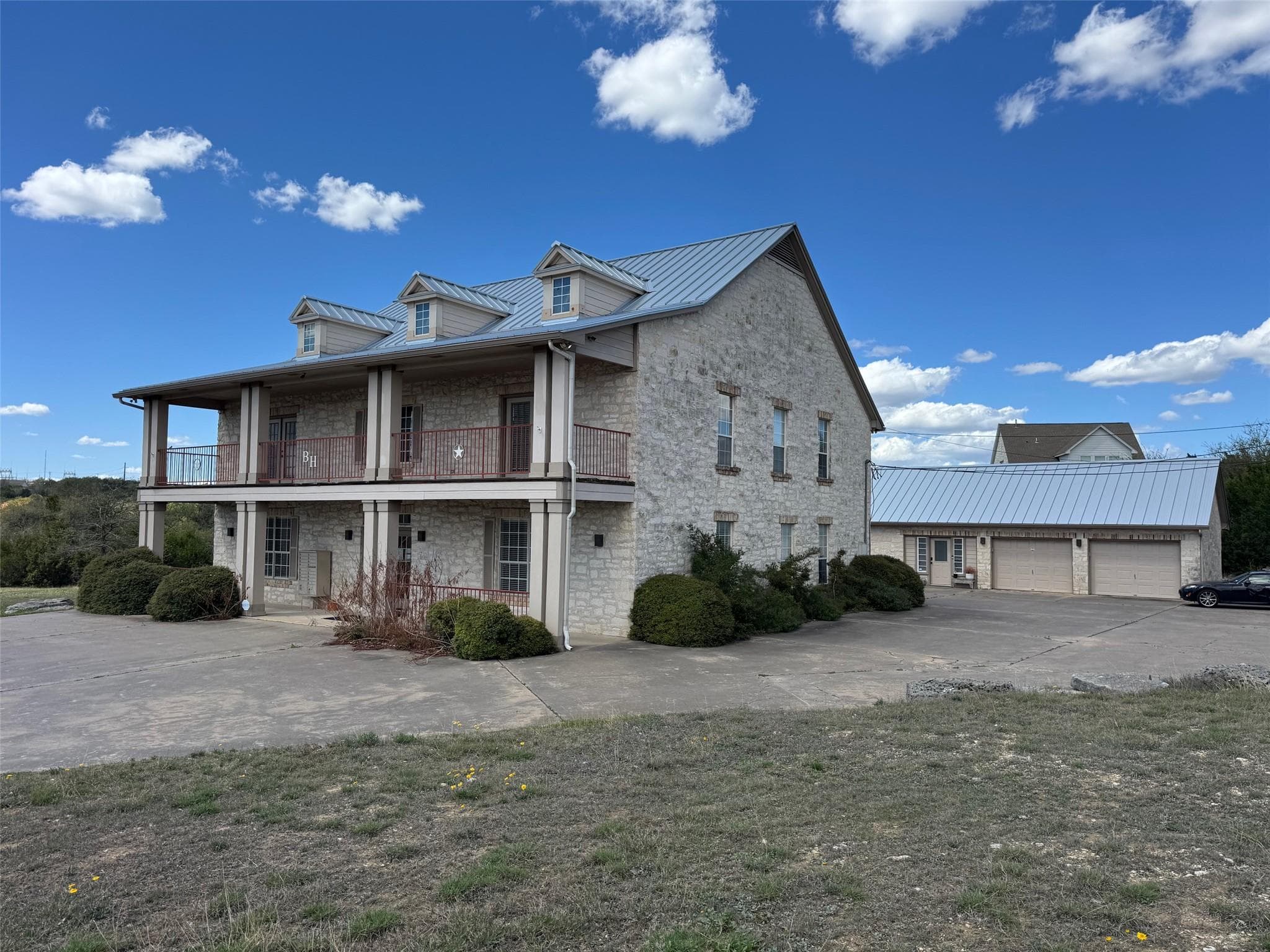 10200  Highway 290 Hwy W