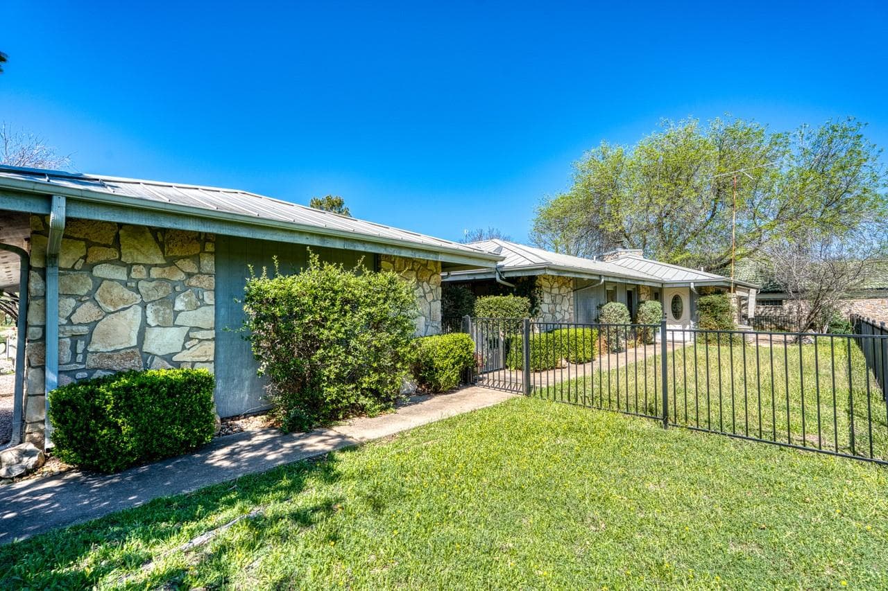 1504  Azure None  #A