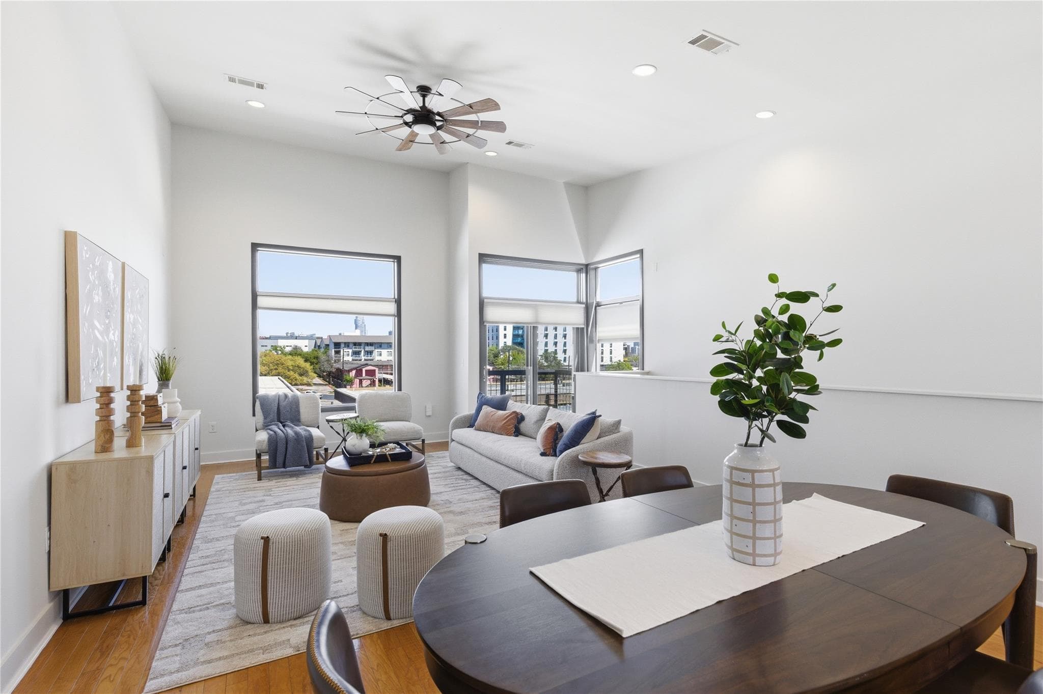 1702 S Lamar Blvd  #12