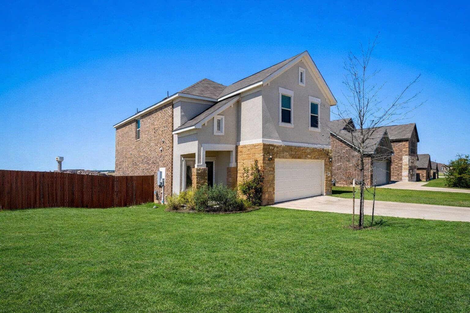 974  Pepperbark Loop