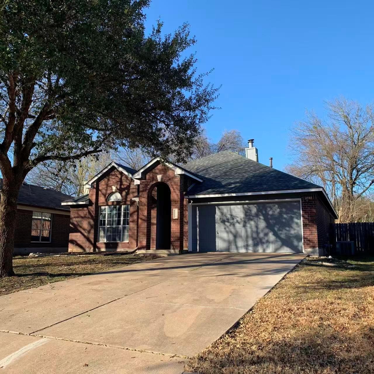 1114  Blue Fox Dr