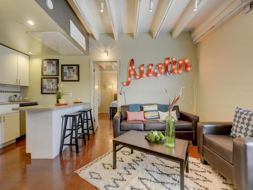 2408  Leon St  #301