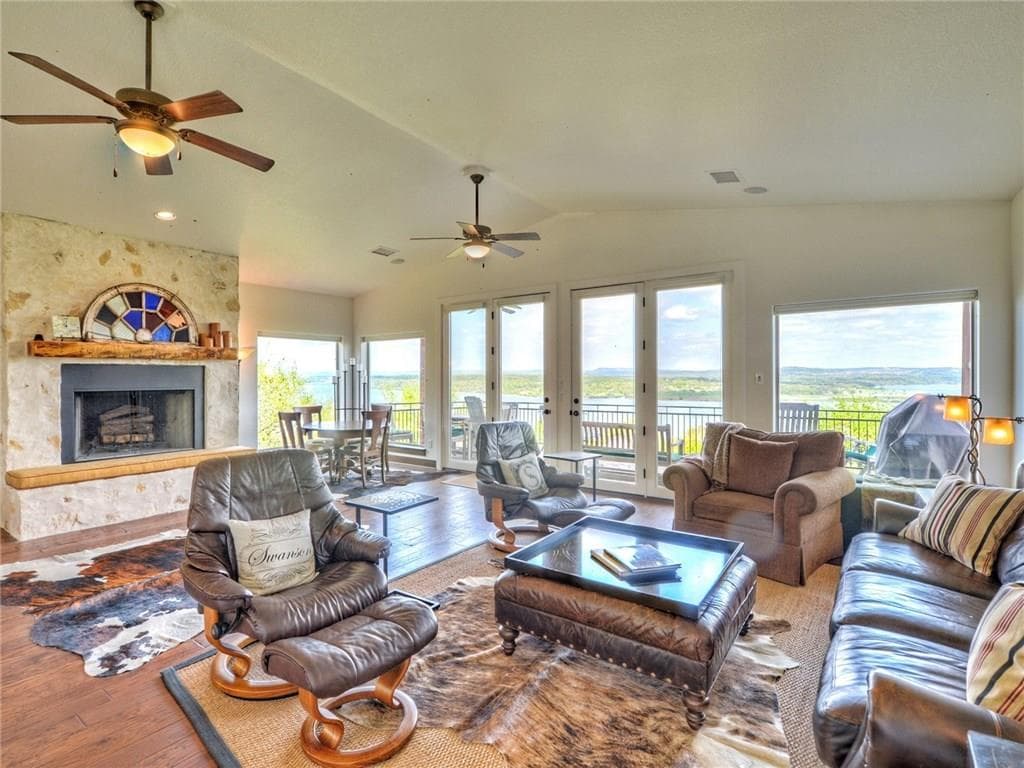 115  Hill Loop