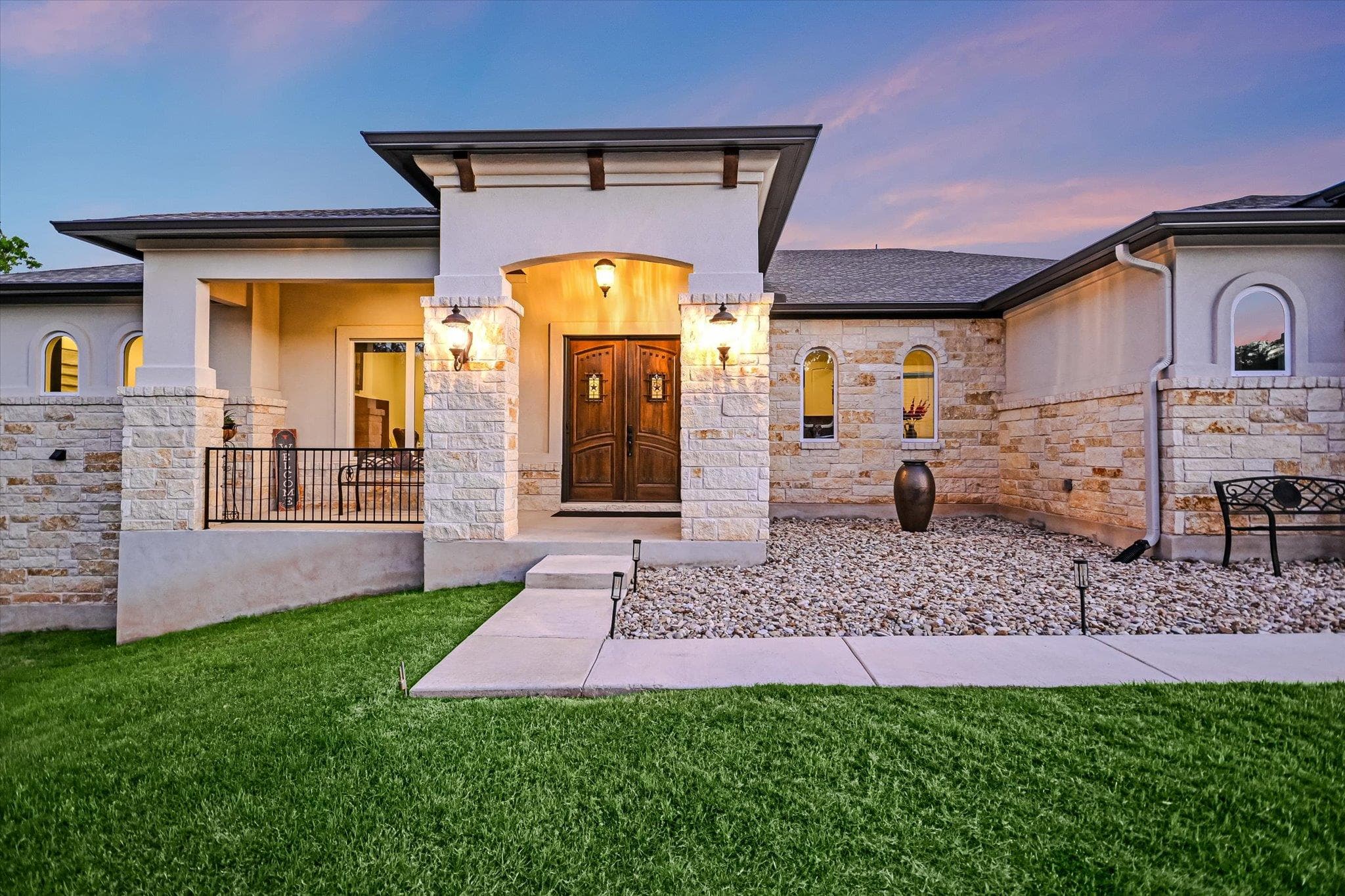 250  BROWN SADDLE Cv