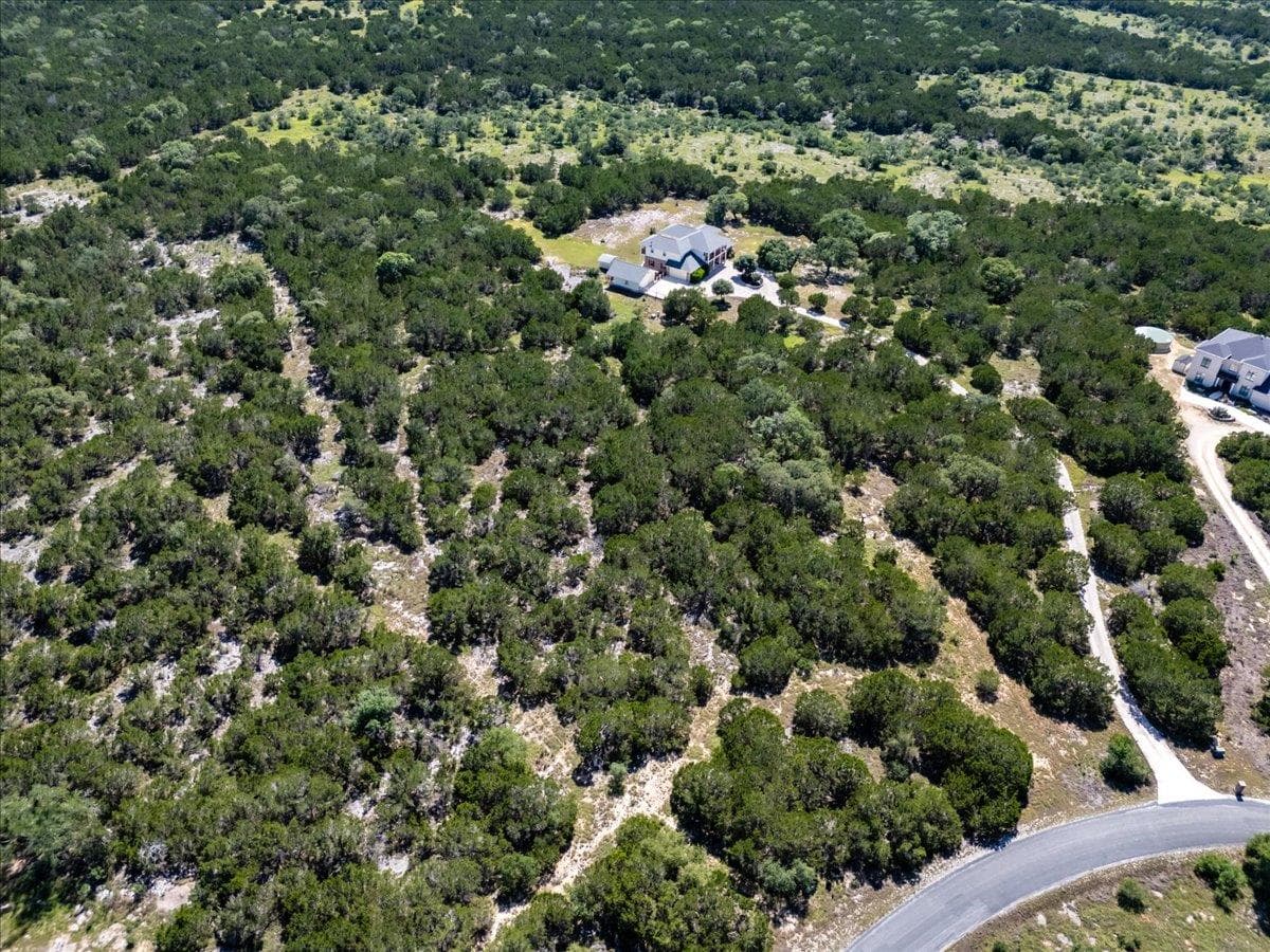 140  CAVE SPRINGS Rd