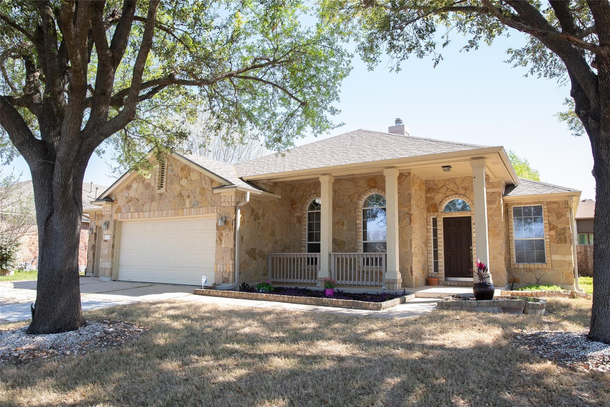 2121  Settlers Park Loop