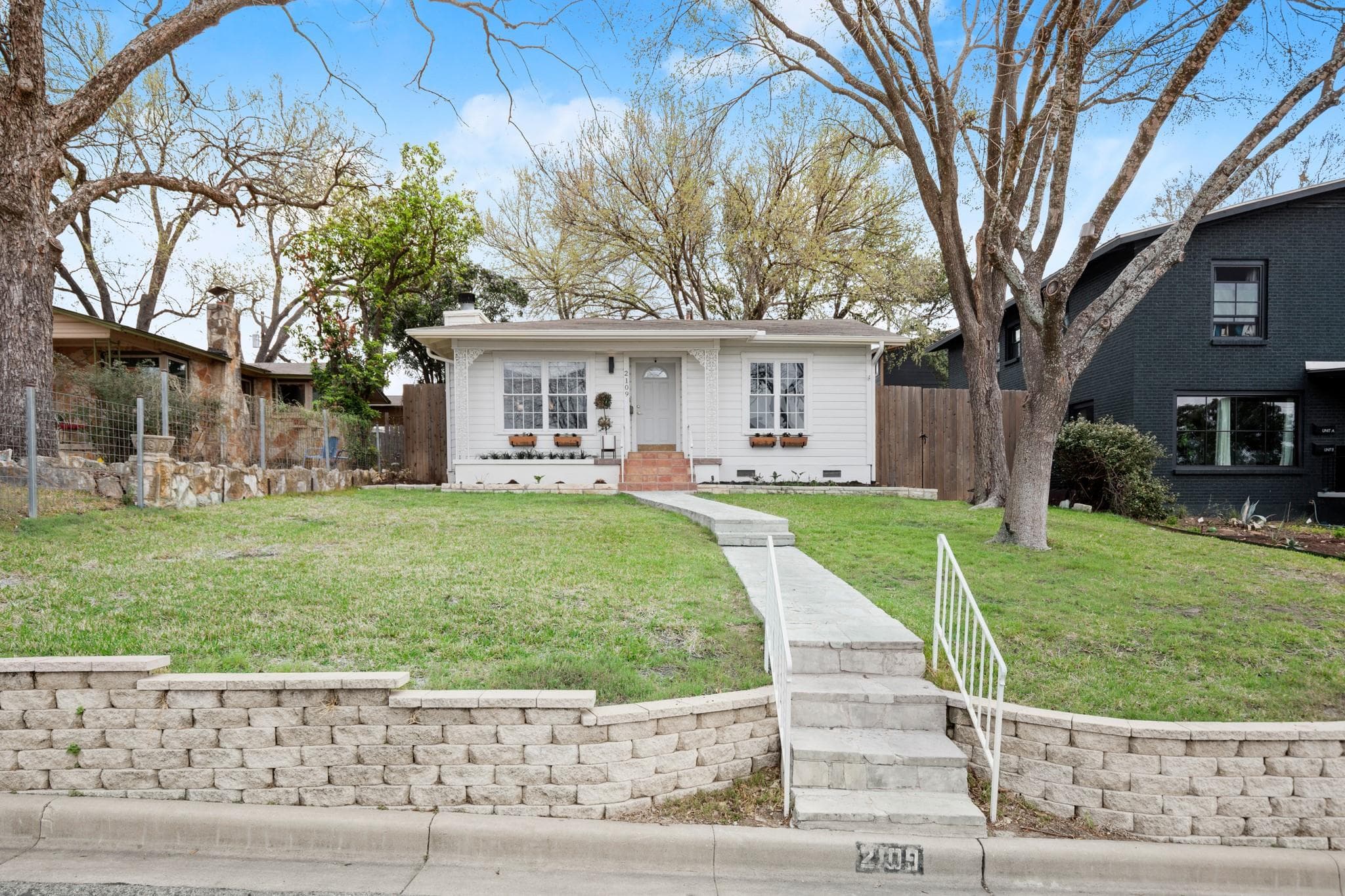 2109  Travis Heights Blvd