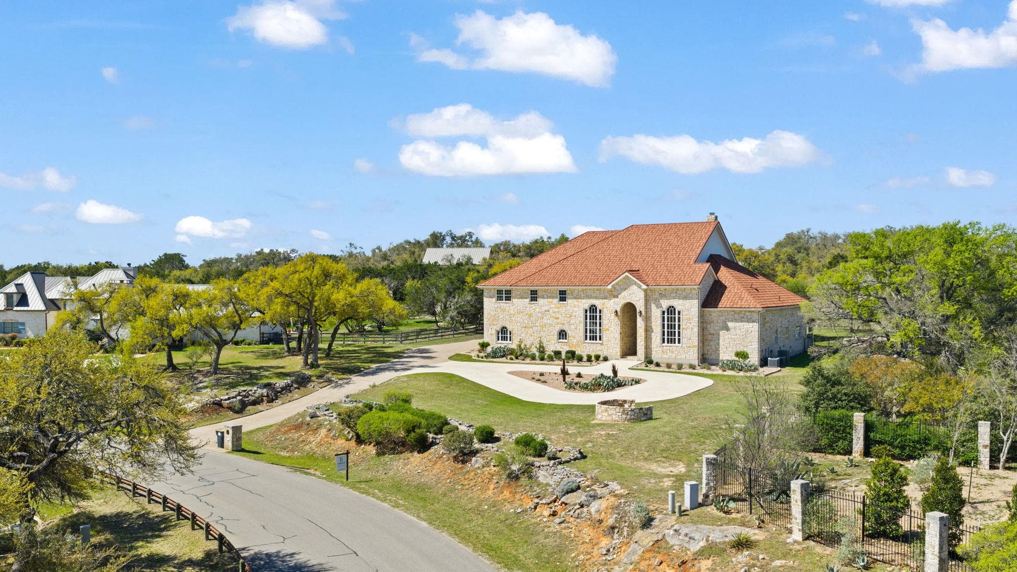 2180  La Ventana Pkwy