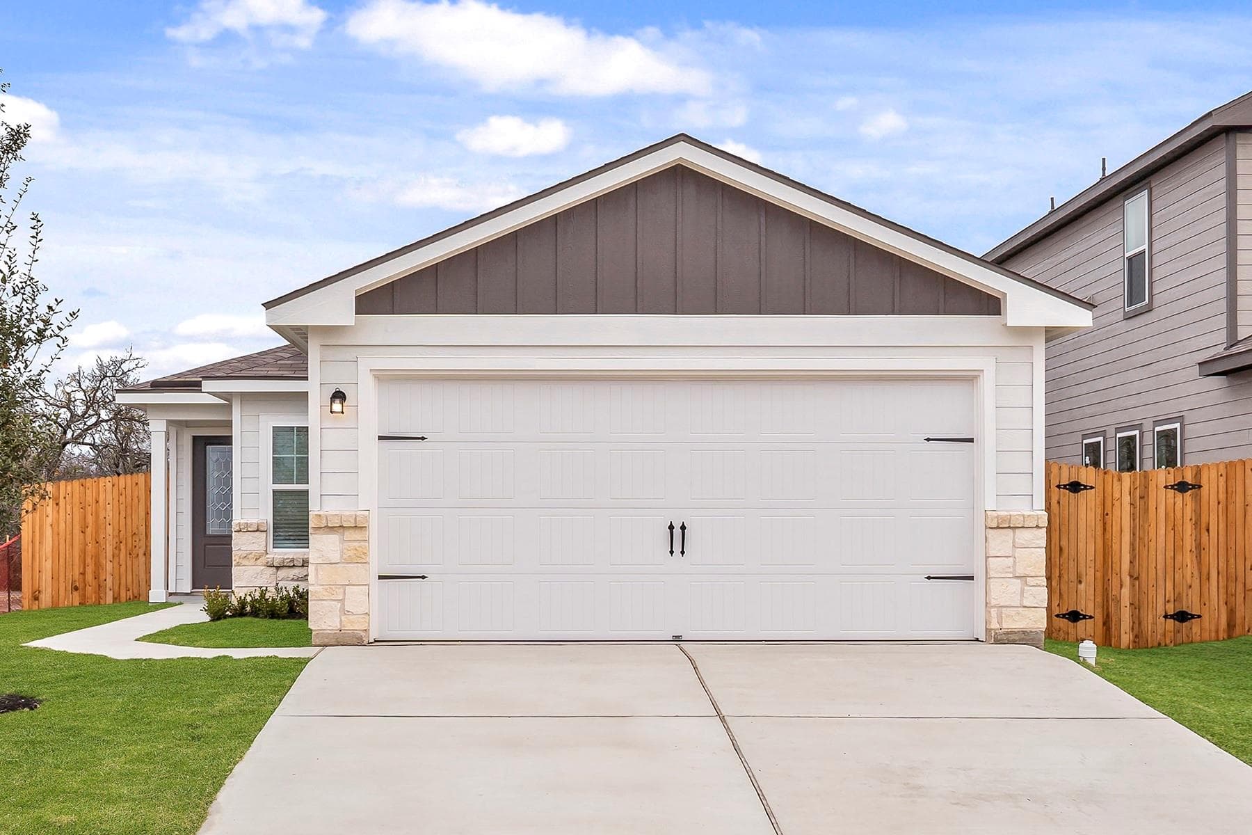 18420  Stellers Sea St