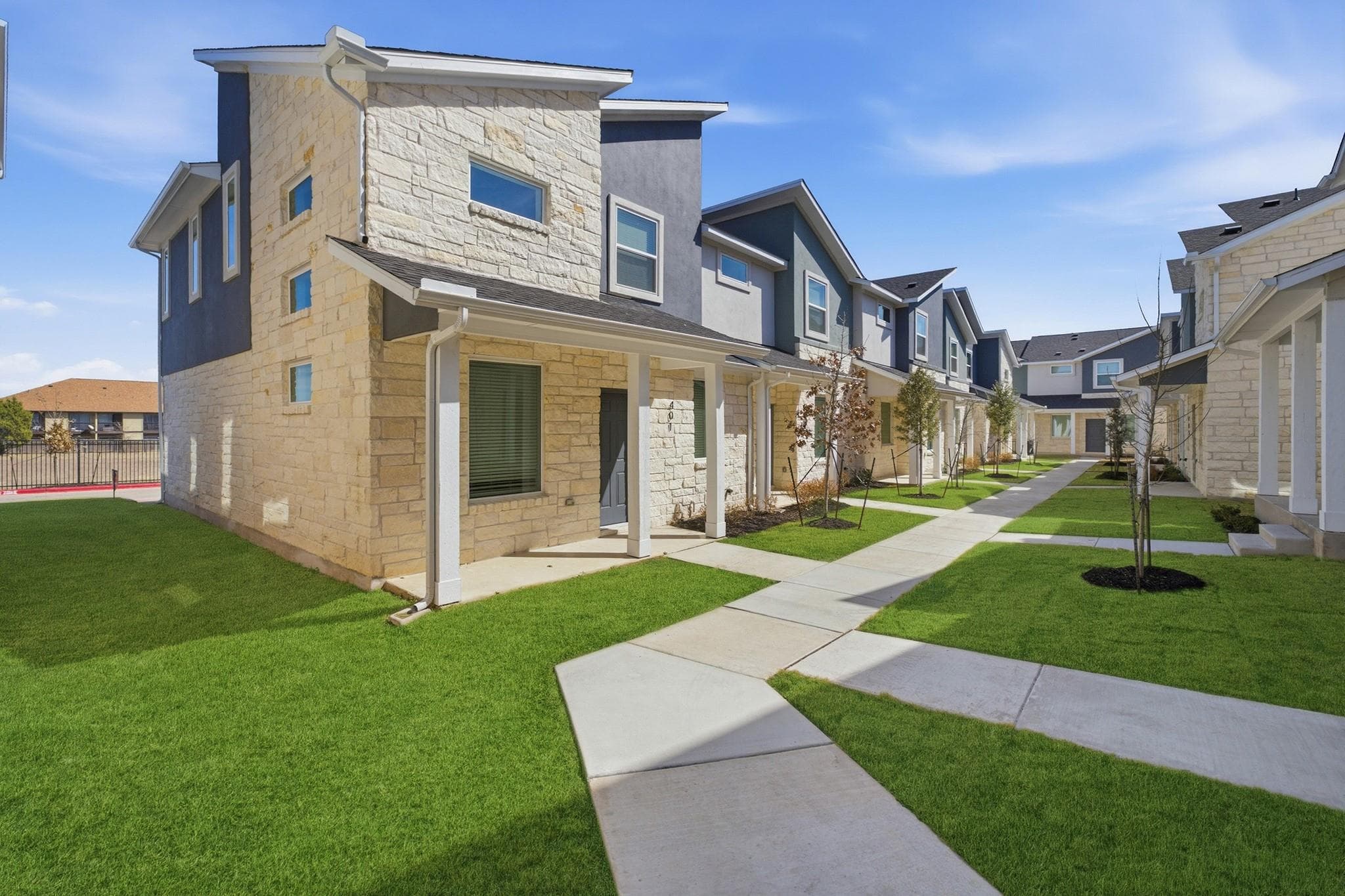 500  Municipal Dr  #402