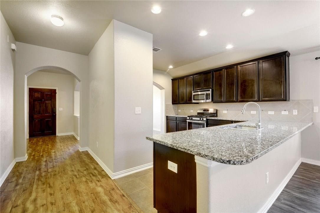 3621  Rams Horn Way