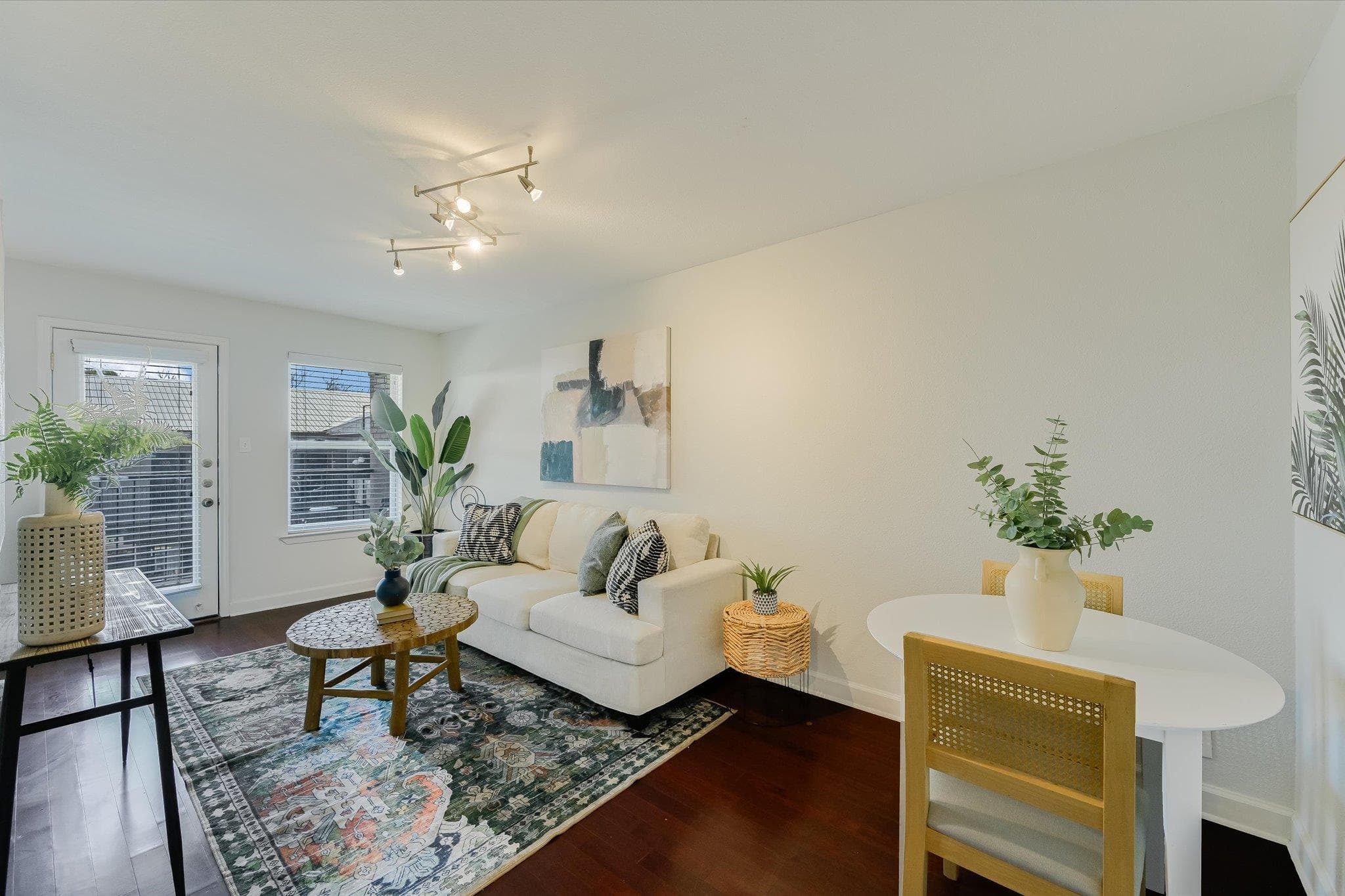 2020 S Congress Ave  #1215
