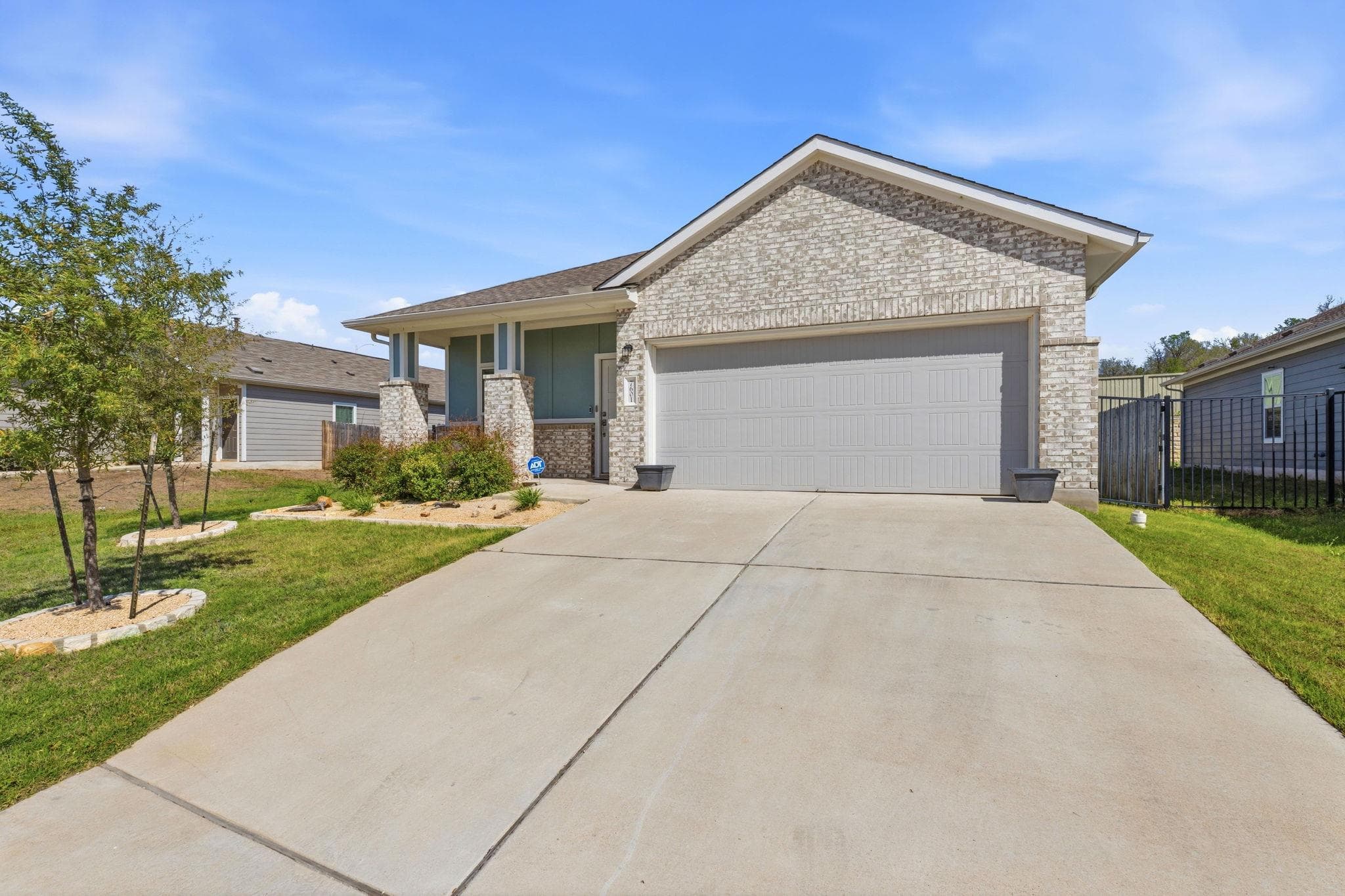 7601  Ivy Trellis Trl