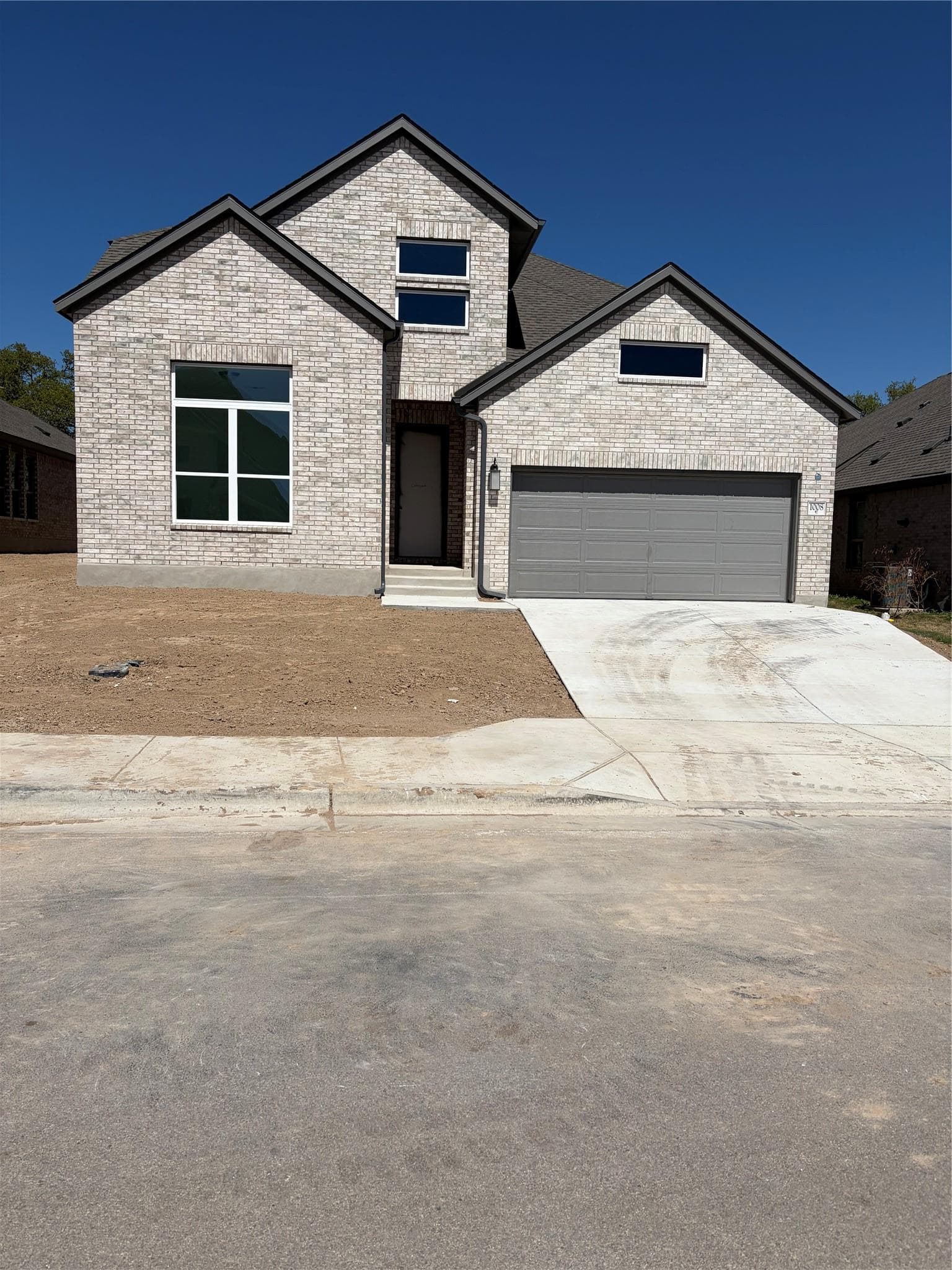 1008  Rollingwood Trl