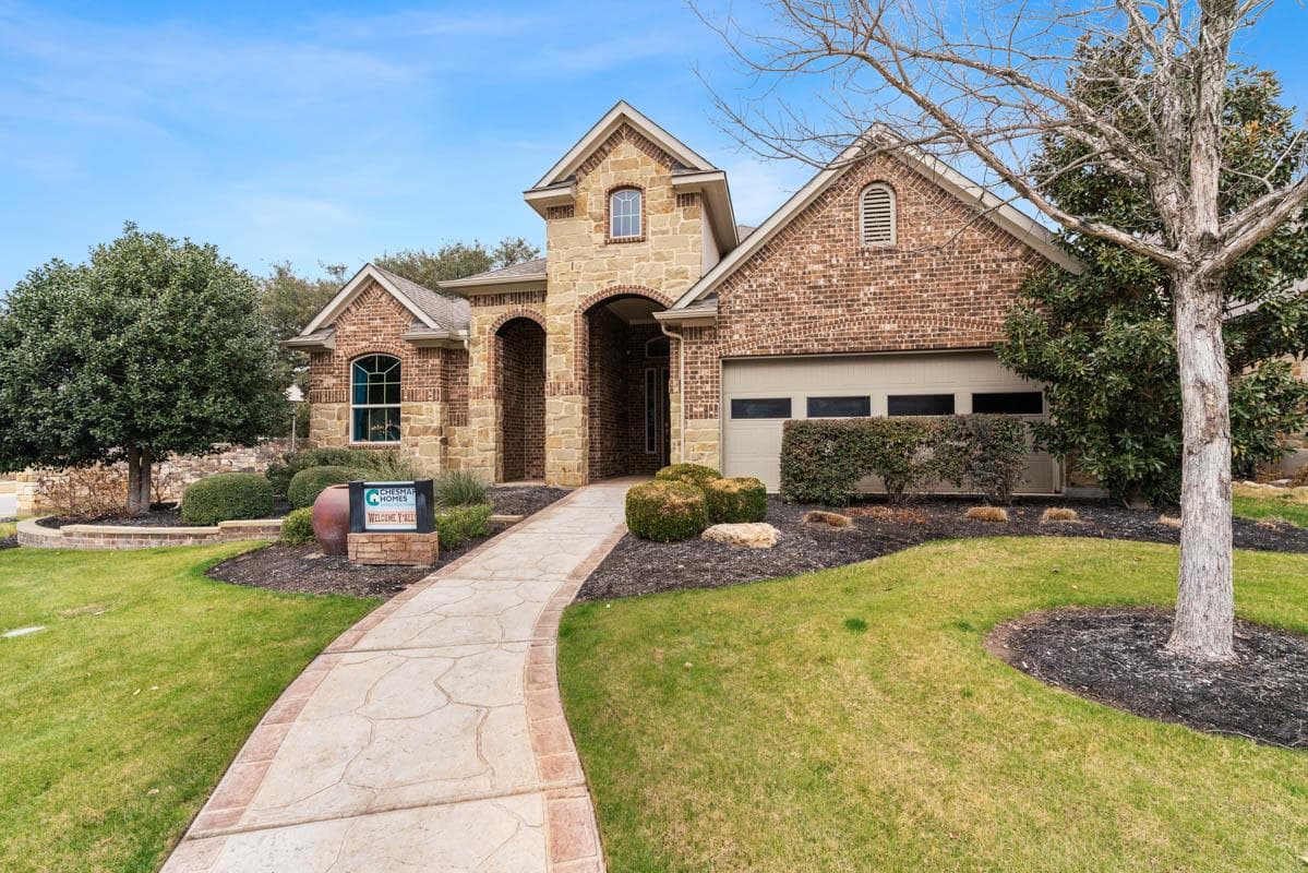 356  Ridgewell Loop